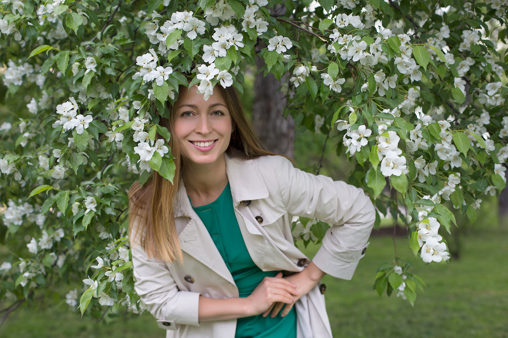 Фотопрогулка с Олей в цветущих садах. Фотограф в Перми Ирина Барская