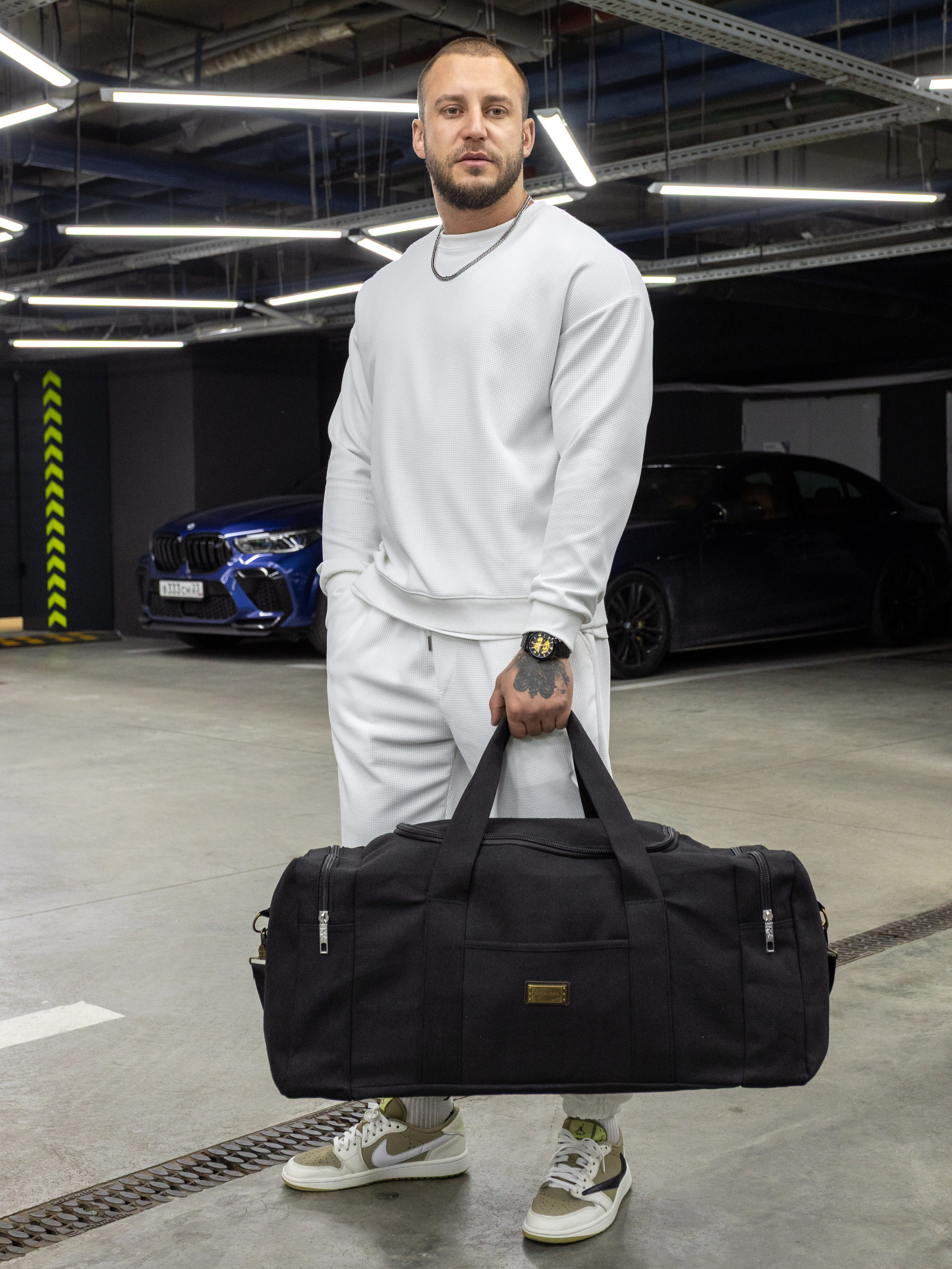 Женя. Фото для маркетплейсов в самых сочных локациях города Сочи