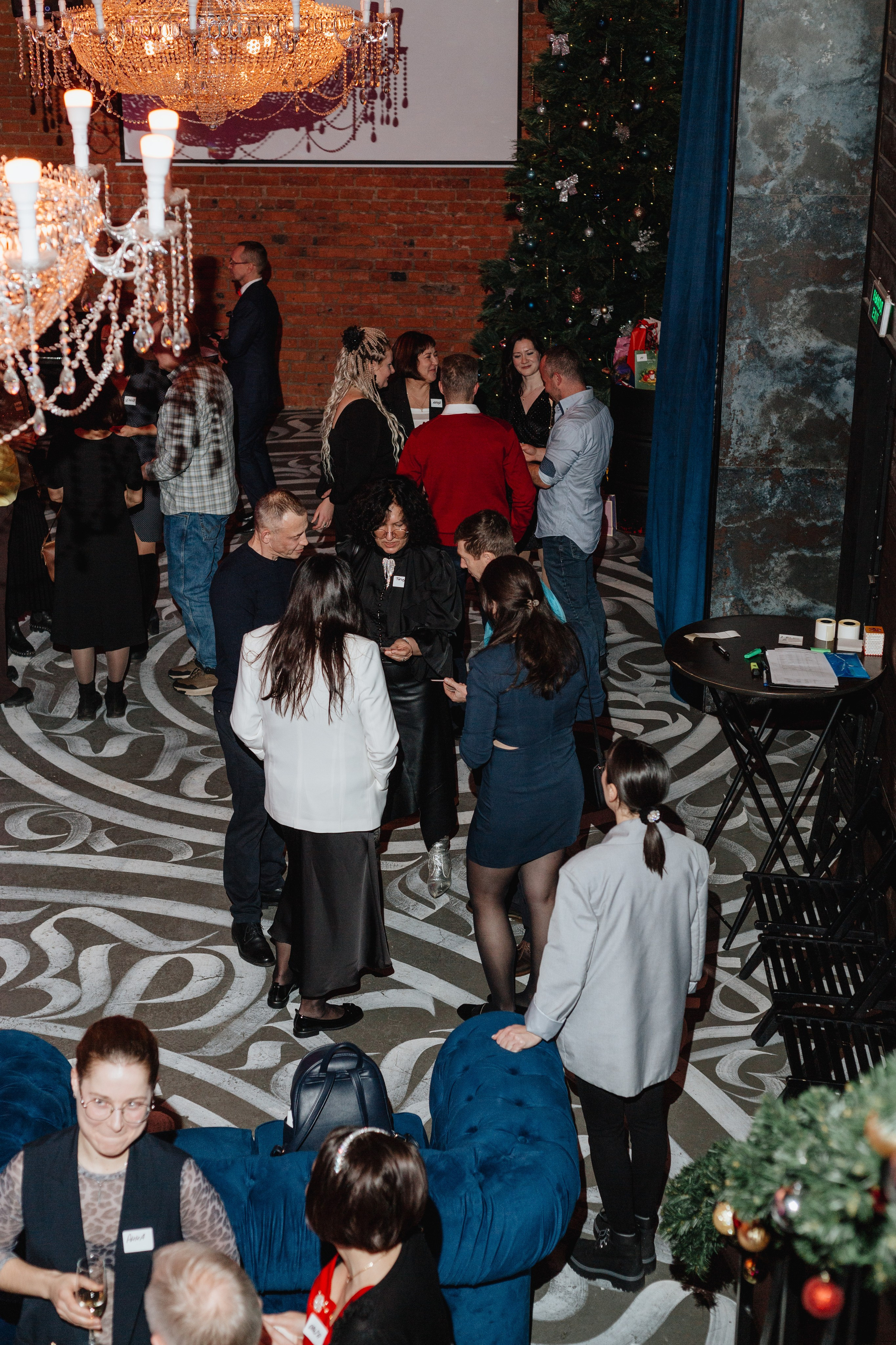 Вечеринка знакомств. Портретный фотограф Москва Юлия Трякина