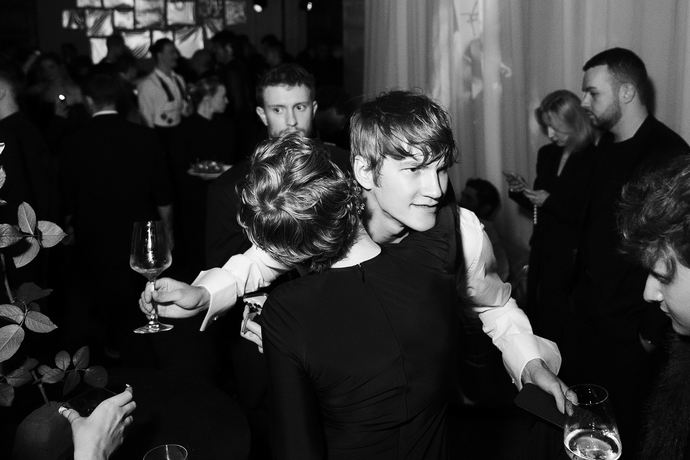 GOSHA KARTSEV Благотворительный бал