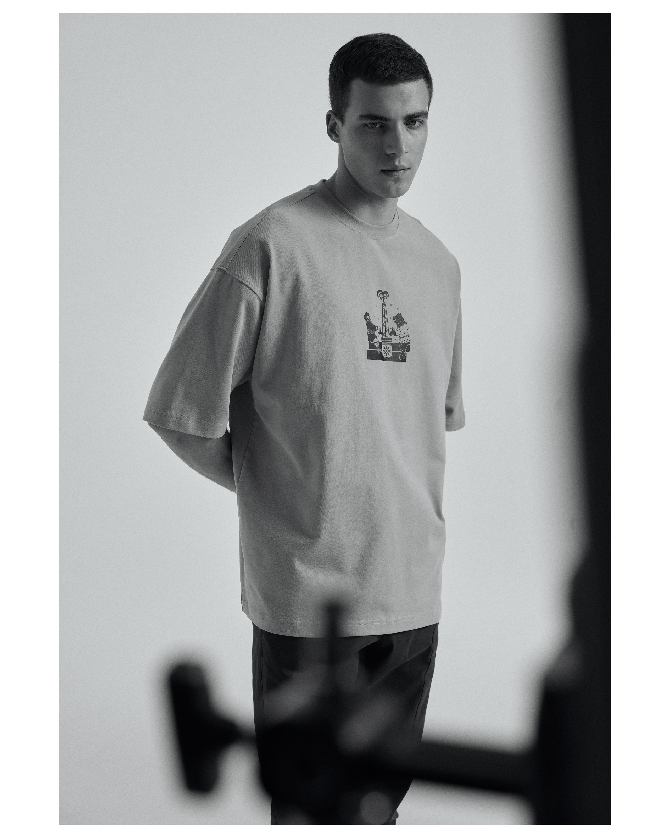 PAVILION 25. ANNA — PHOTOGRAPHER