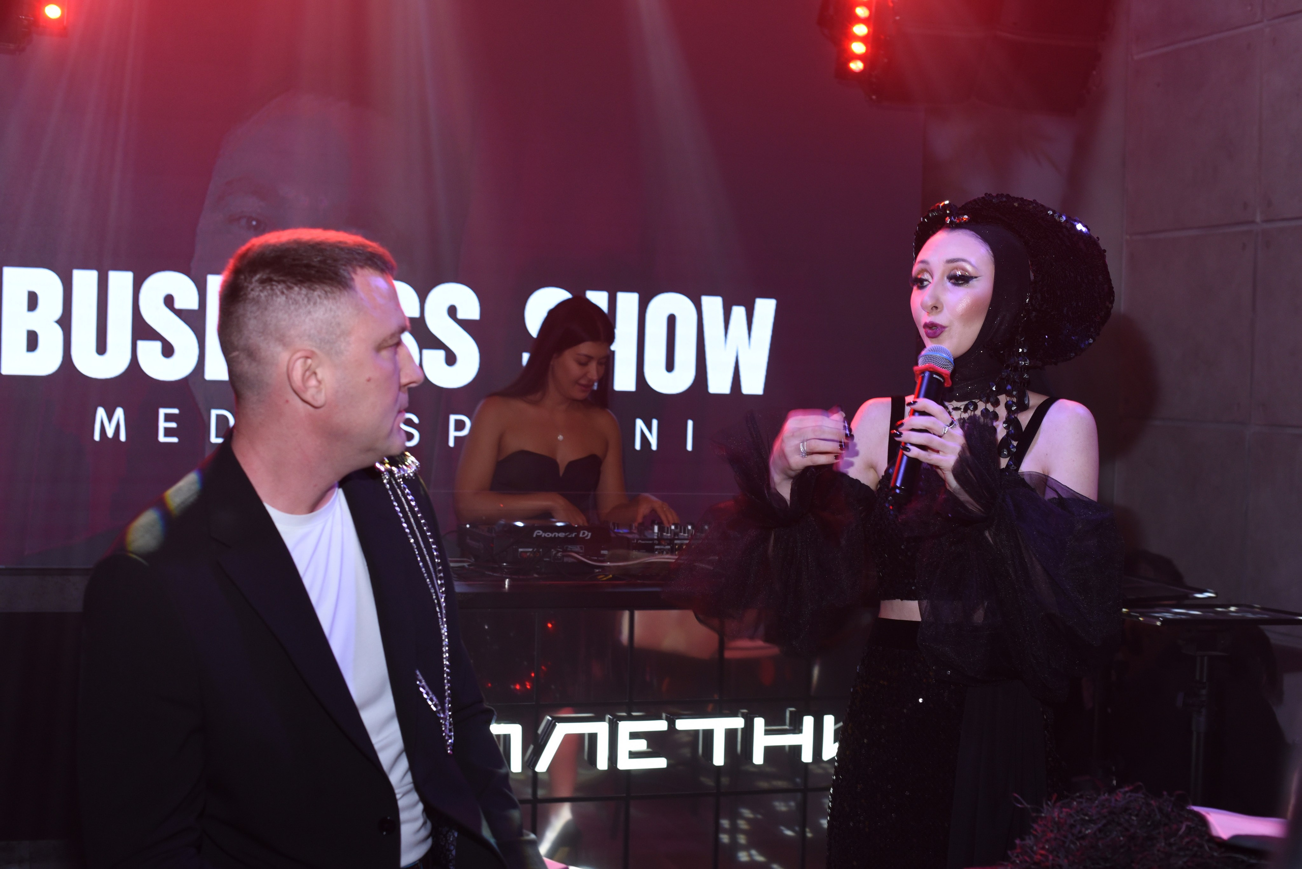 СПЛЕТНИ. Фотограф и видеограф в Краснодаре Анастасия Шеверева