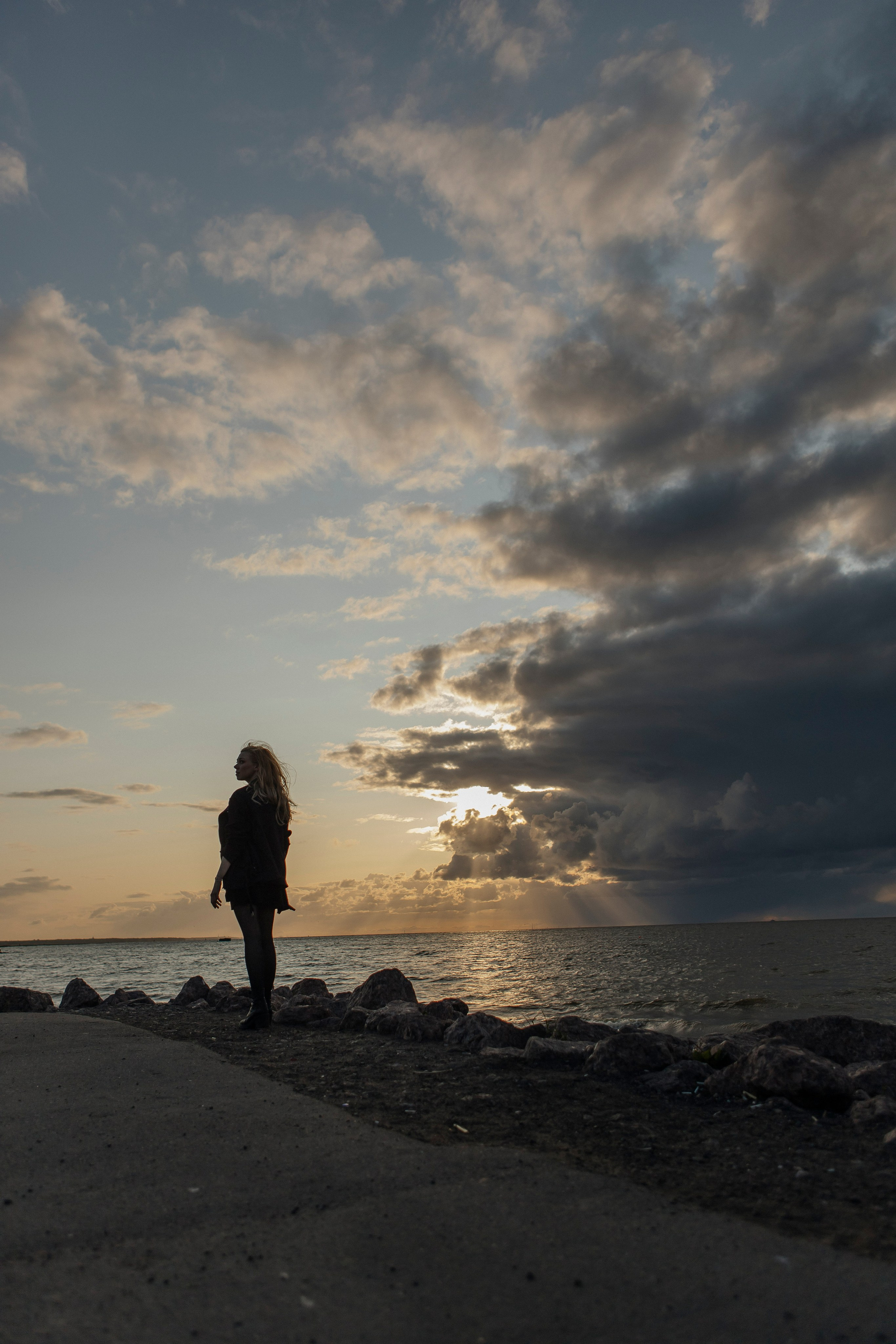 Оля на пляже. Свадебный семейный фотограф в Санкт-Петербурге СПб Евгения Гинзбург