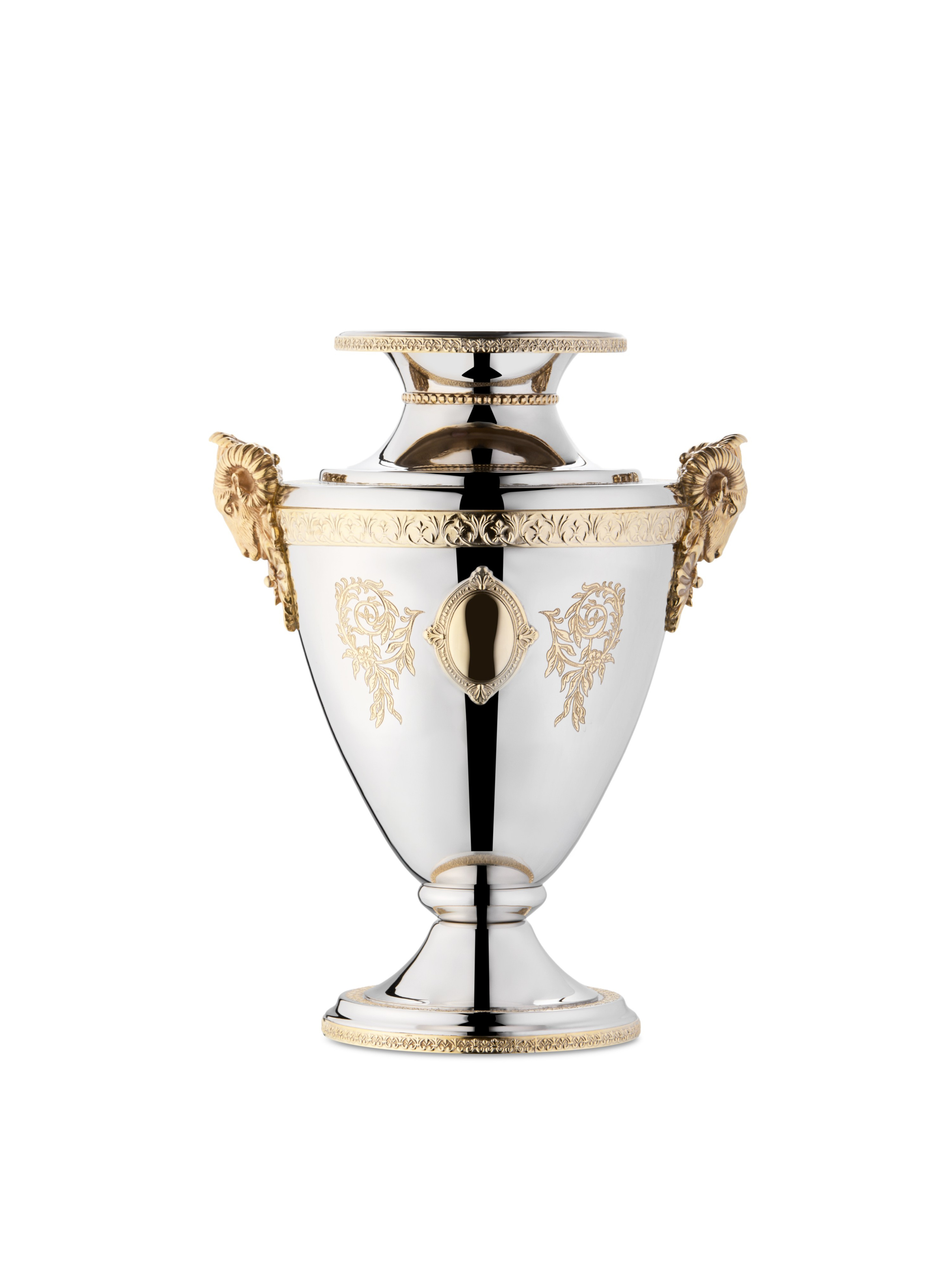 Вазы и конфетницы. Сайт о предметной, имиджевой и портретной фотографии, фотограф Фил Киреев