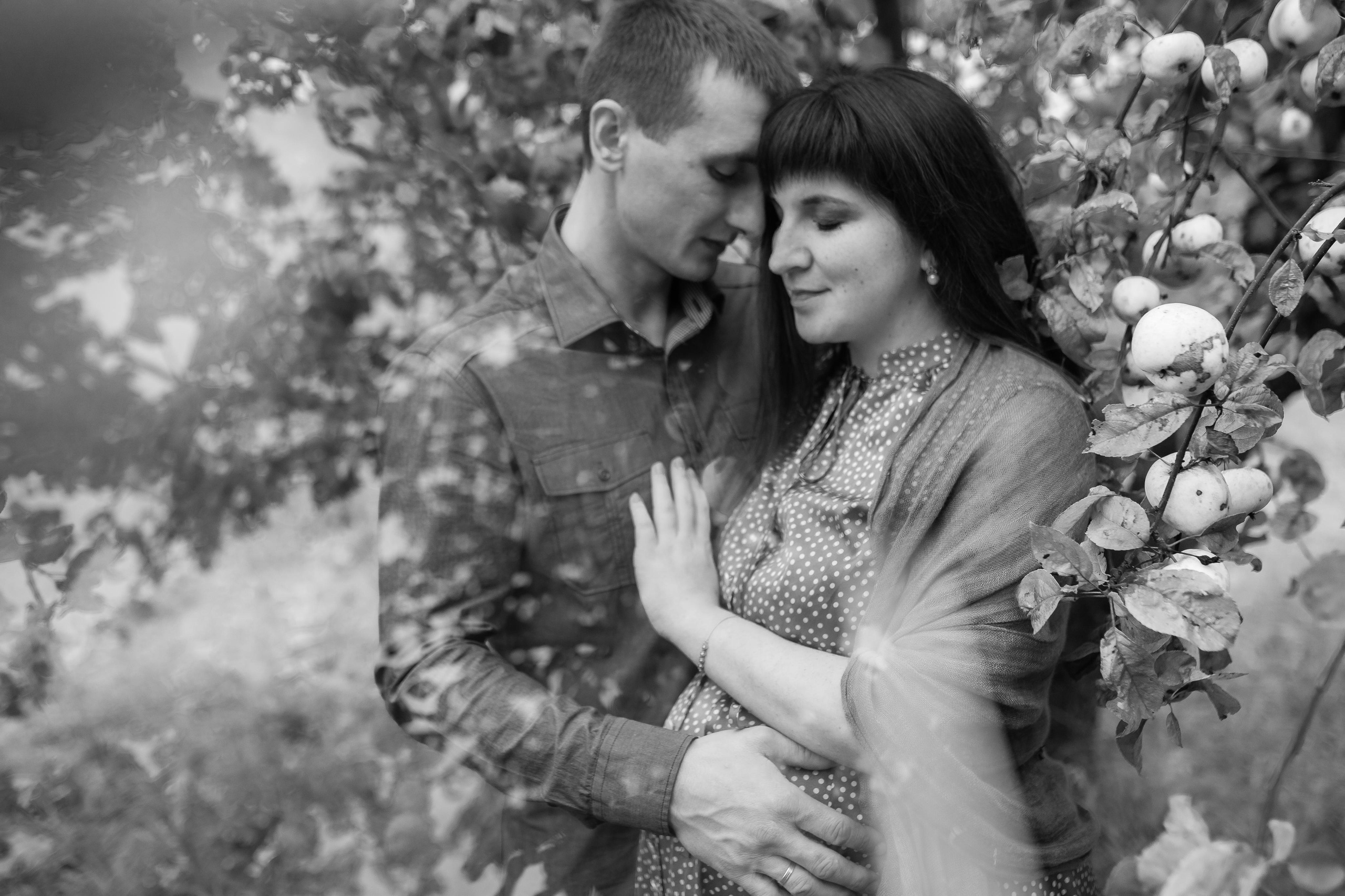 Софья и Василиса в заснеженном парке. Женский семейный фотограф Тула Москва Захарова Анна