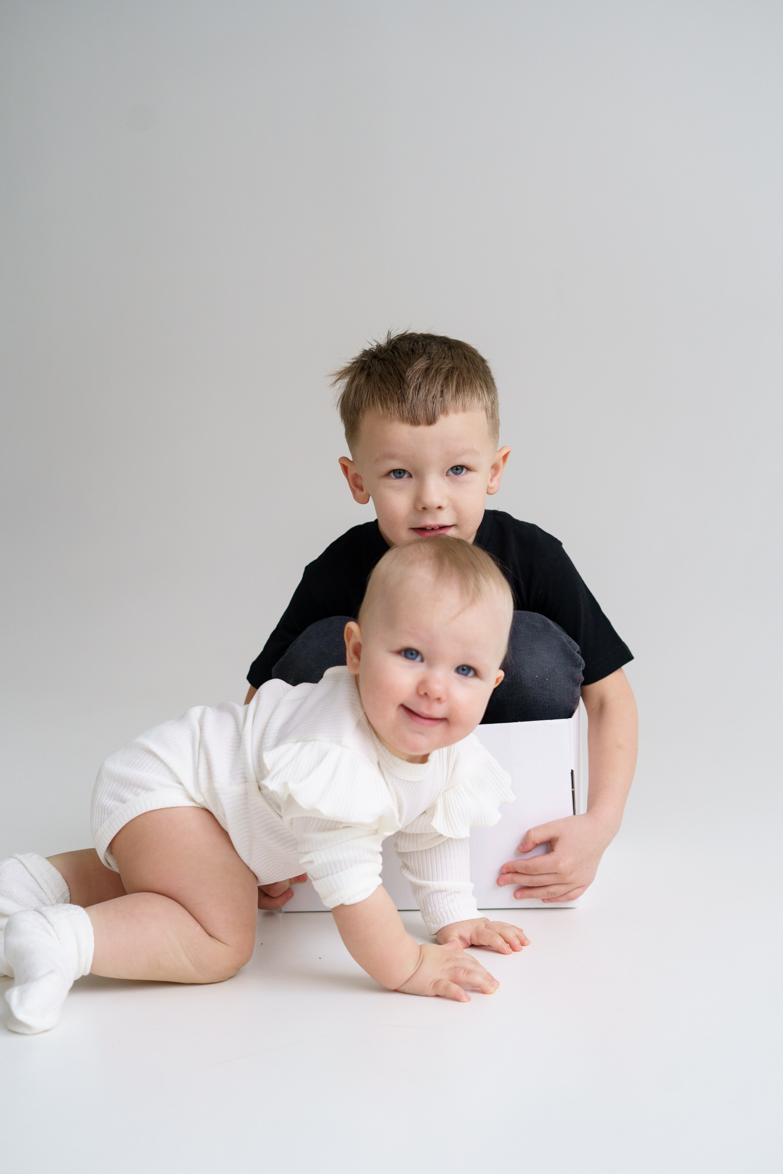 Наталья, Варя, Матвей, Саша. Главная