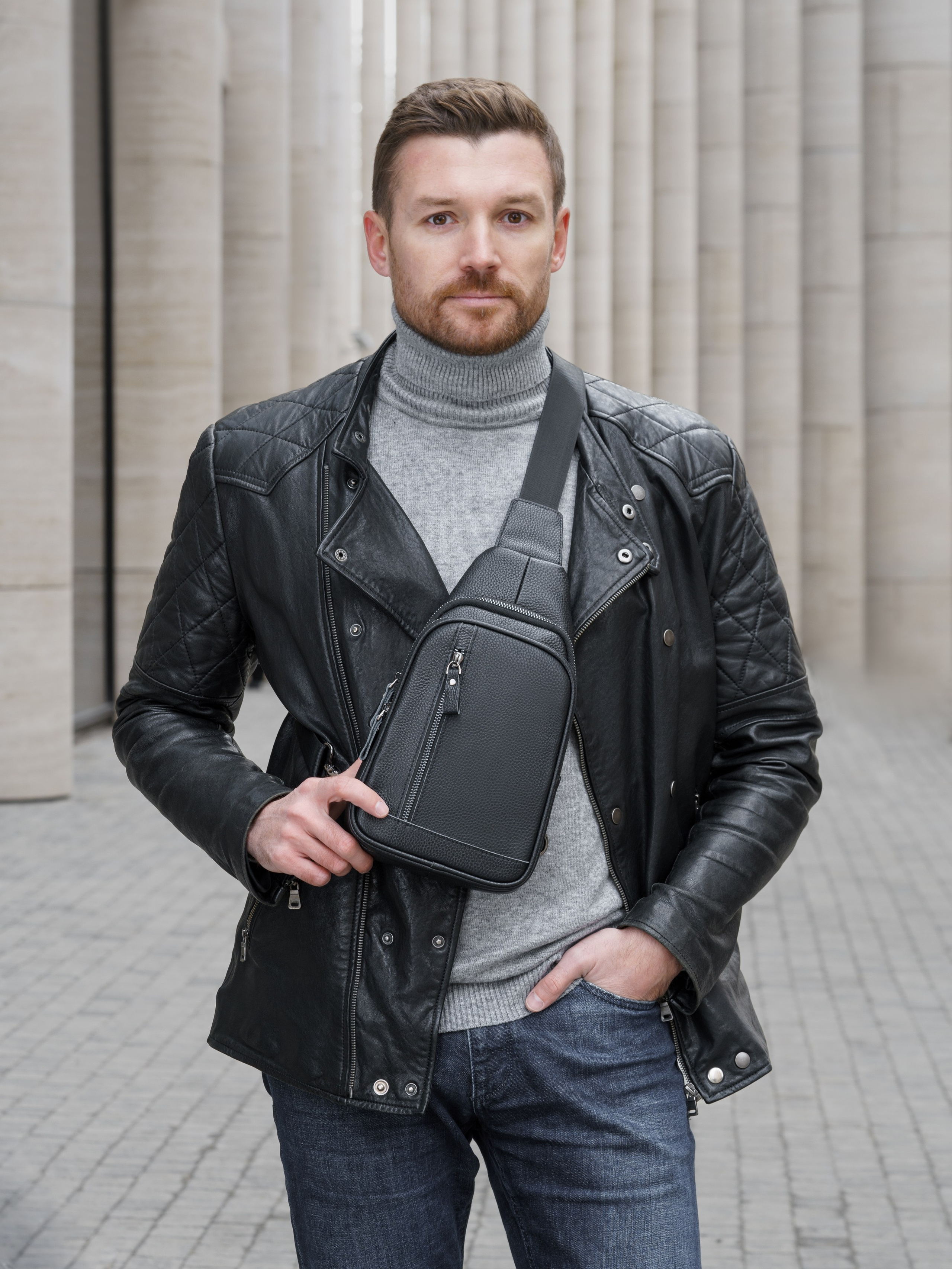 Бананки мужские, стрир-съемка, модель Денис. KED Production — продакшн из СПб. Создаём фото, видео и контент, который помогает брендам и селлерам продавать больше