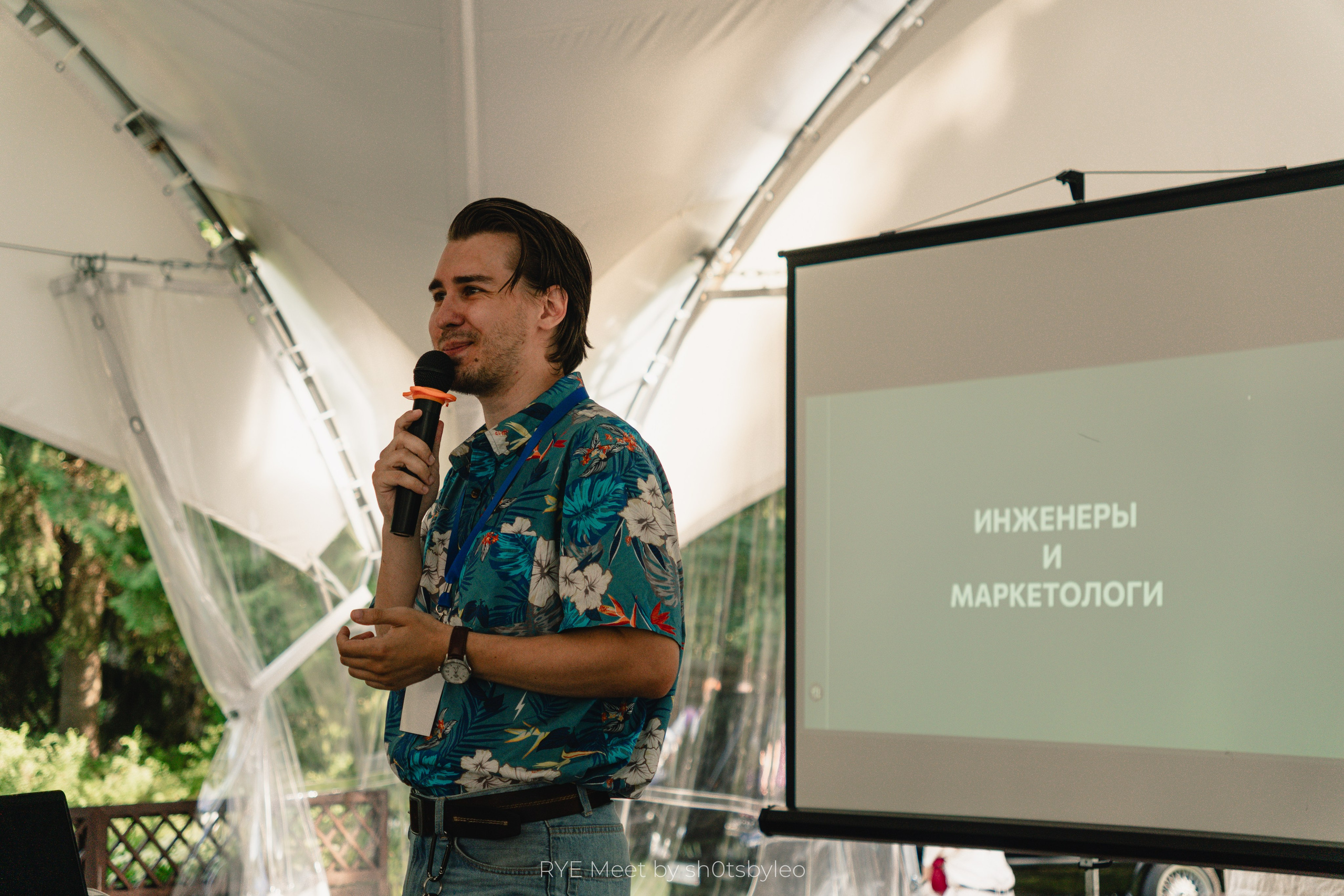 Масштабный летний фестиваль RYE Meet — встреча клуба любителей автомобилей старше 25-лет. Автомобильный фотограф Антон Цырулев