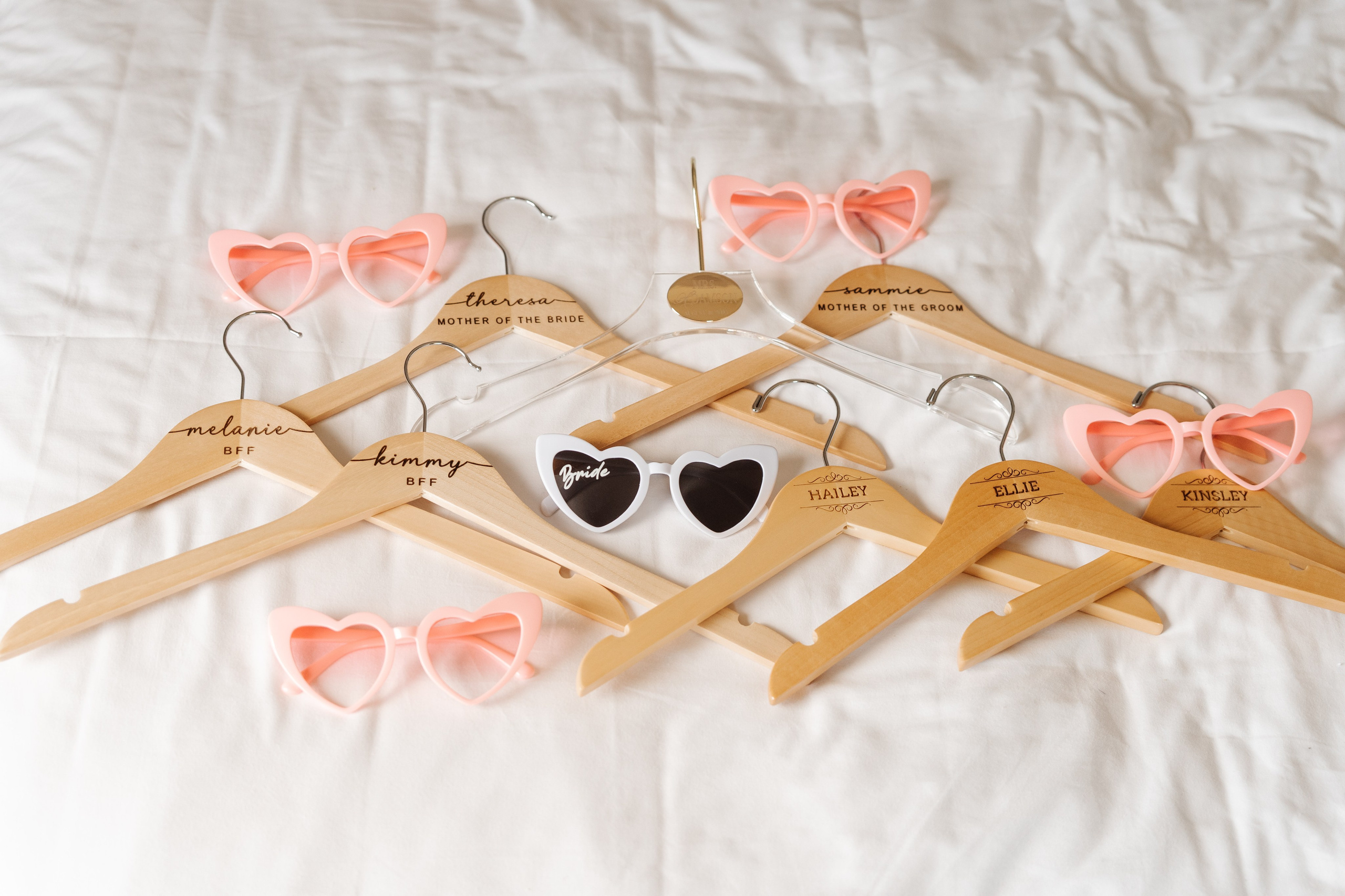 2025-08-16_BryanAmber. Ретушер Зенькевич Света