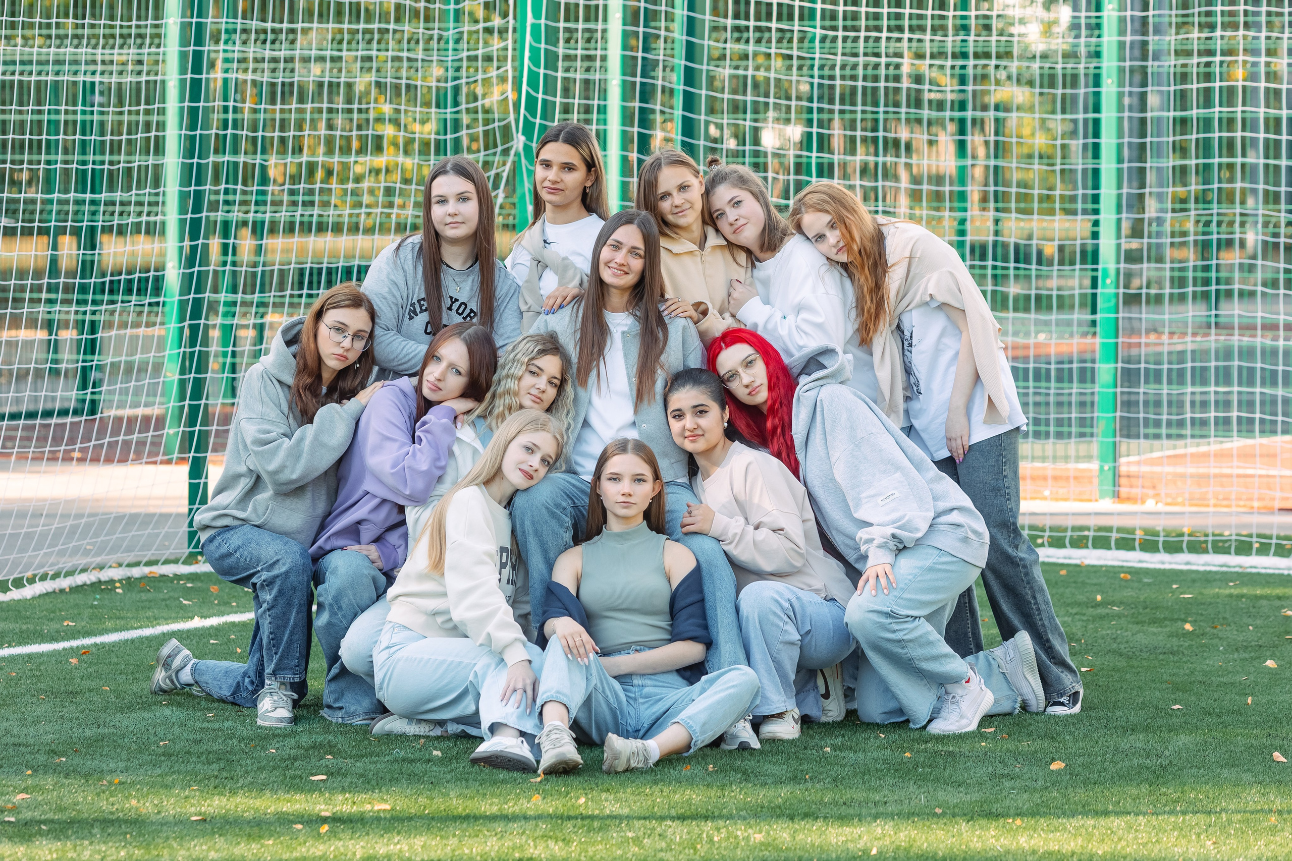 Позирование группы. Выпускные альбомы для детского сада и школы