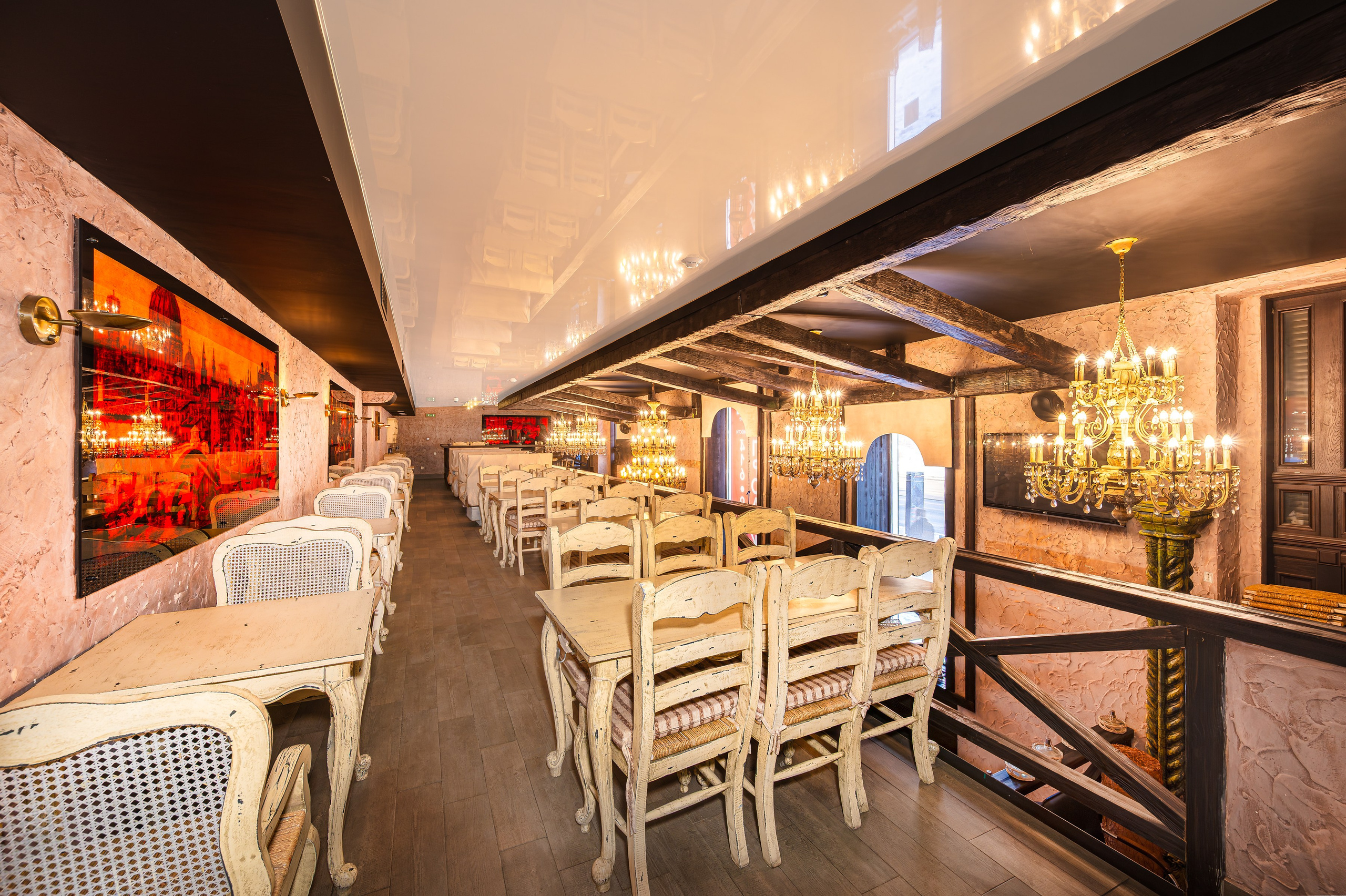 Ресторан на продажу. Интерьерный фотограф. Фото- видеосъемка недвижимости Санкт-Петербург