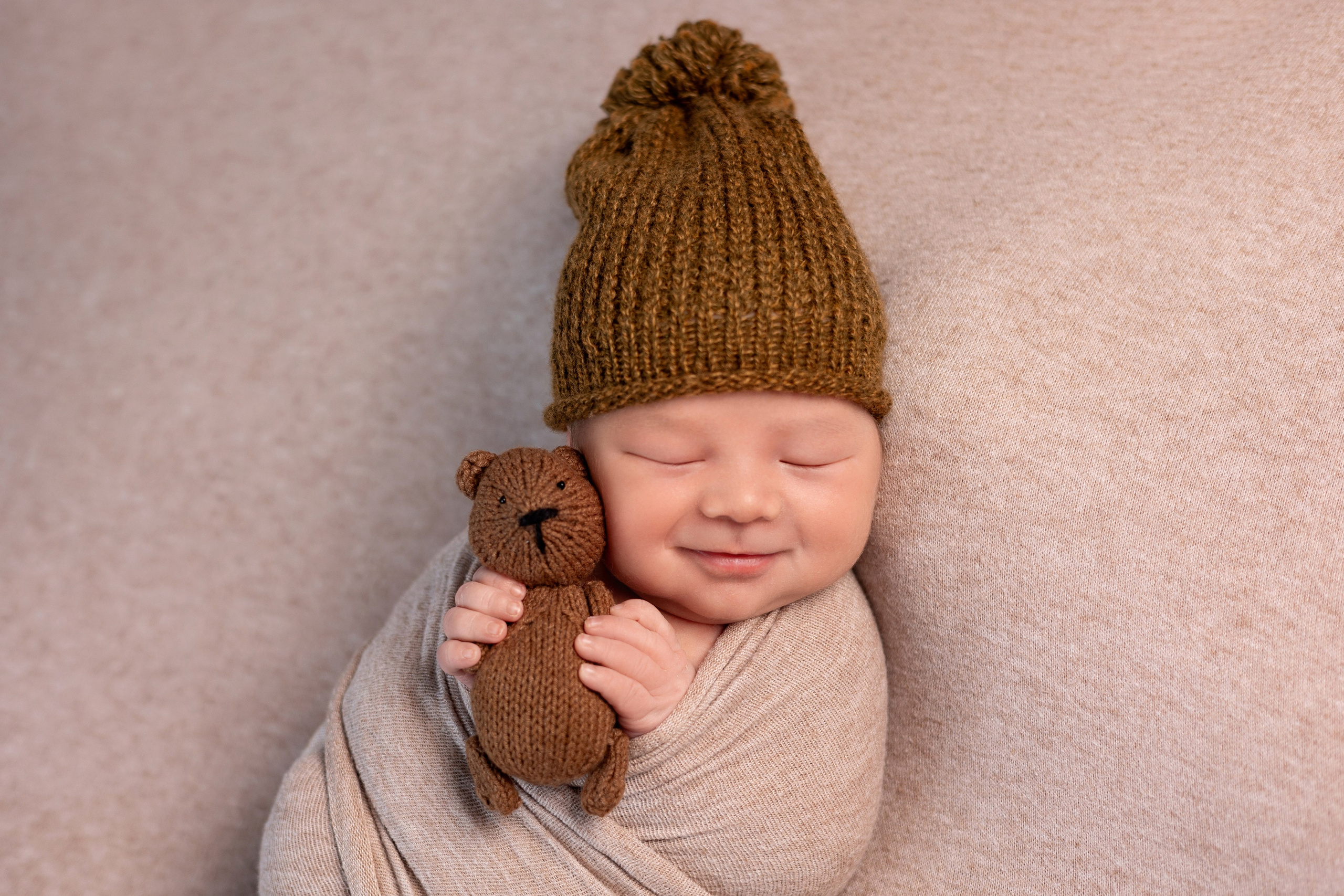 Новорождённые. Фотограф новорождённых г. Салехард