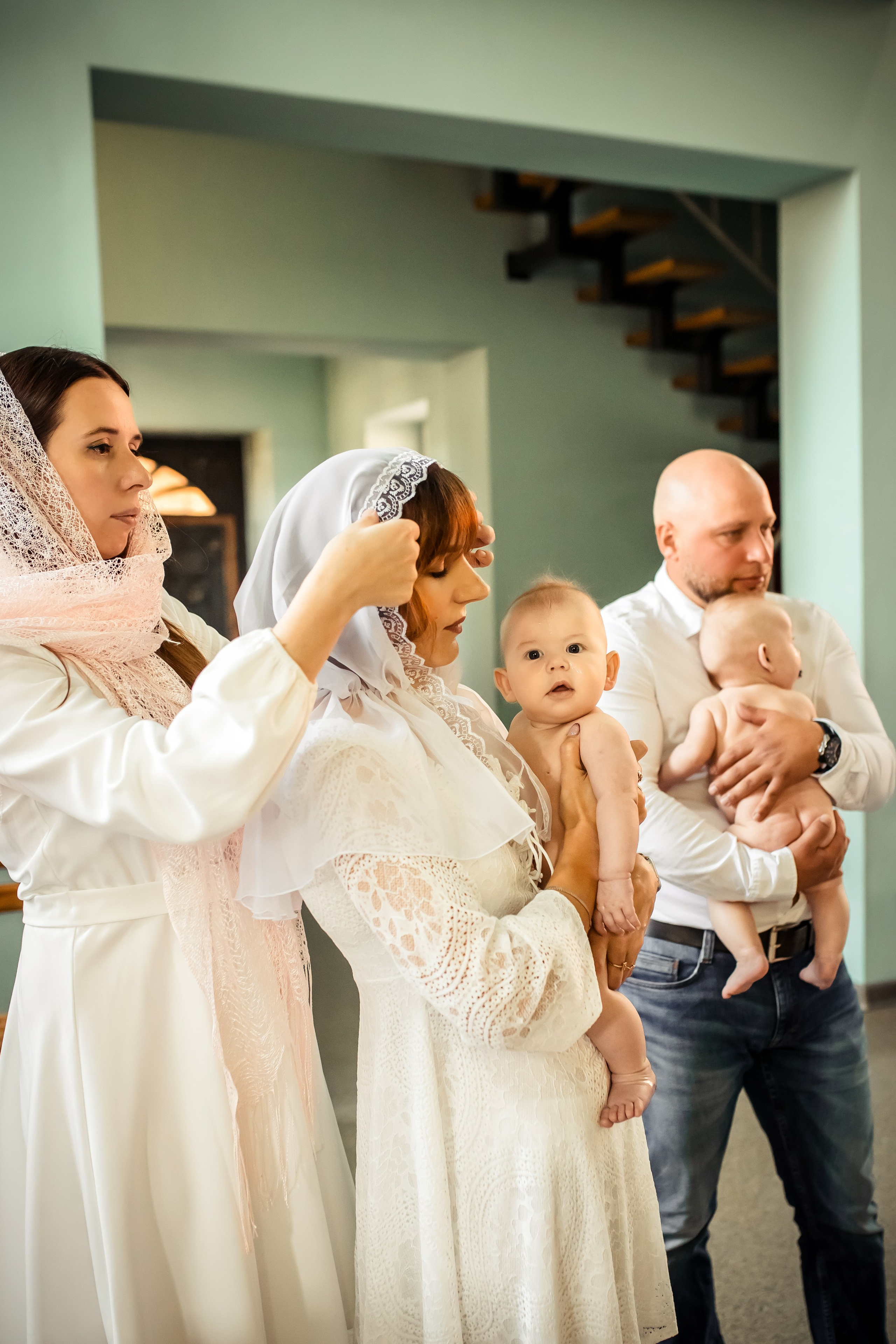 Крещение Милании и Эмилии