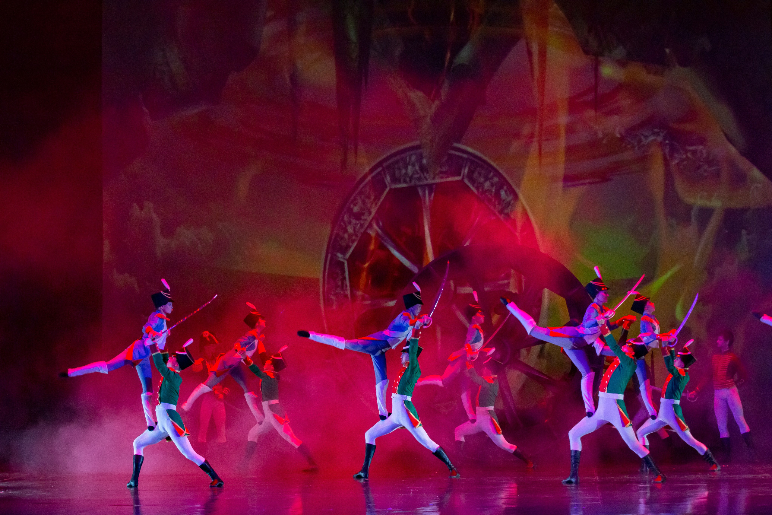 Война и Мир балет Марийского театра оперы и балета на сцене Зимнего театра г. Сочи премьера. Фотограф в Сочи Юрий Шептаев