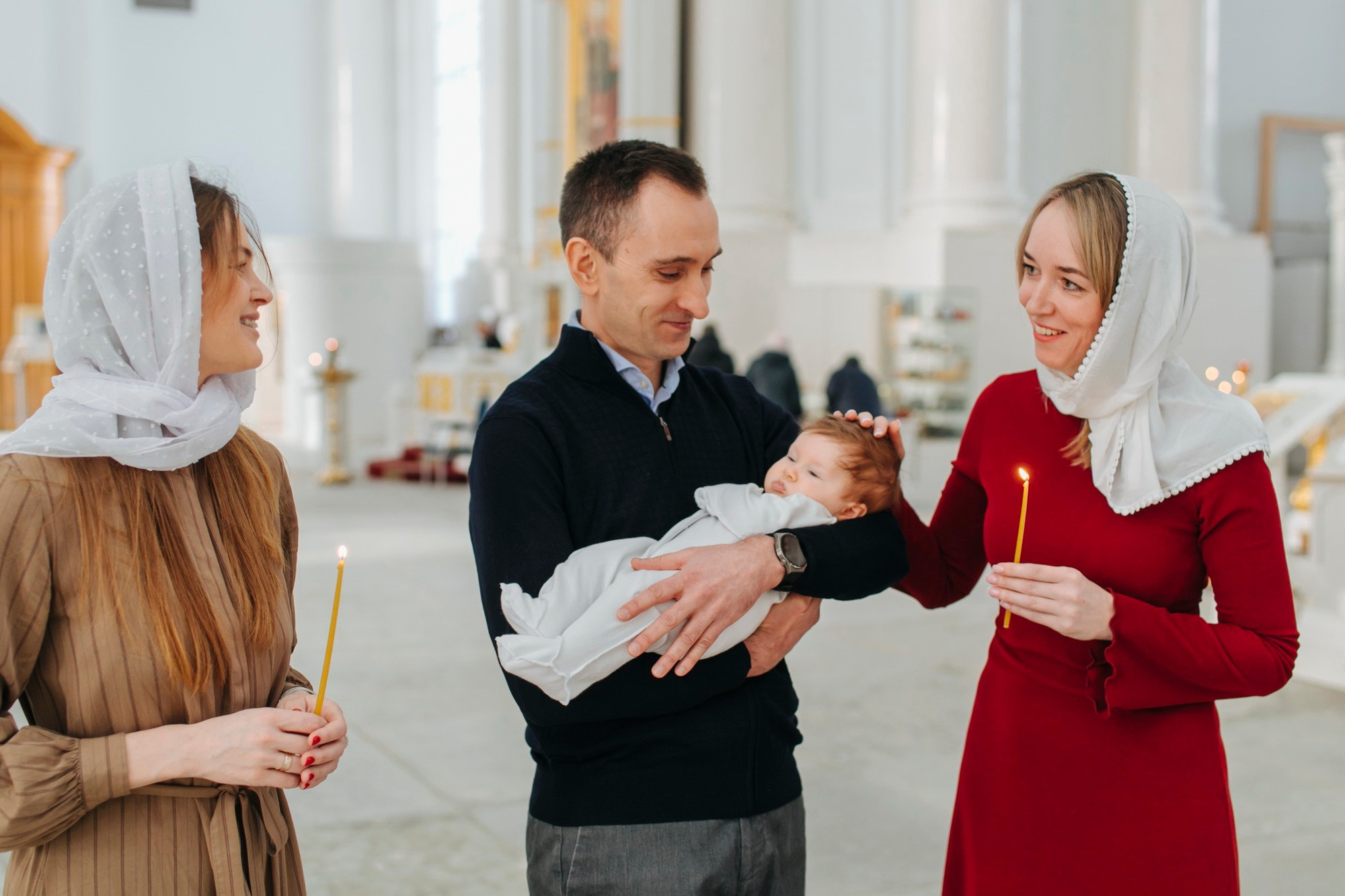 Индивидуальное крещение в Смольном Соборе, где провести крещение СПб, лучший храм для крещения, сколько стоит крещение, церковь где не нужны беседы, без крестных