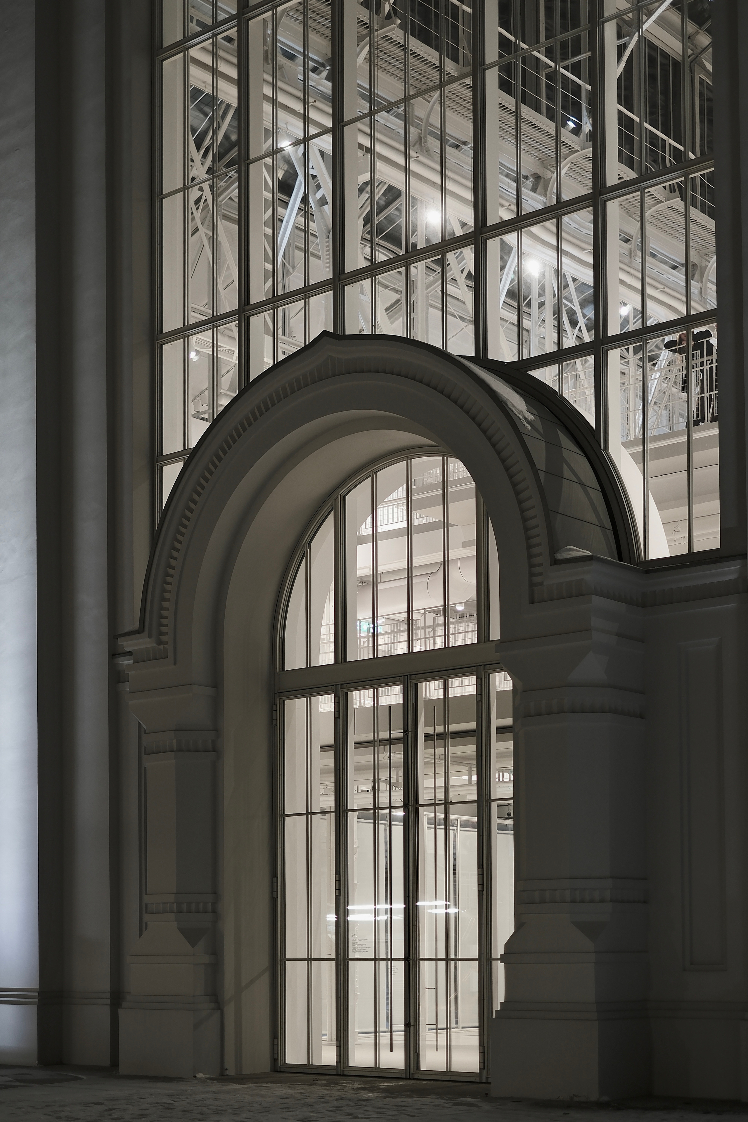 Дом культуры ГЭС-2. Авто и мотоспорт — фотограф Антон Медведев iCoguar