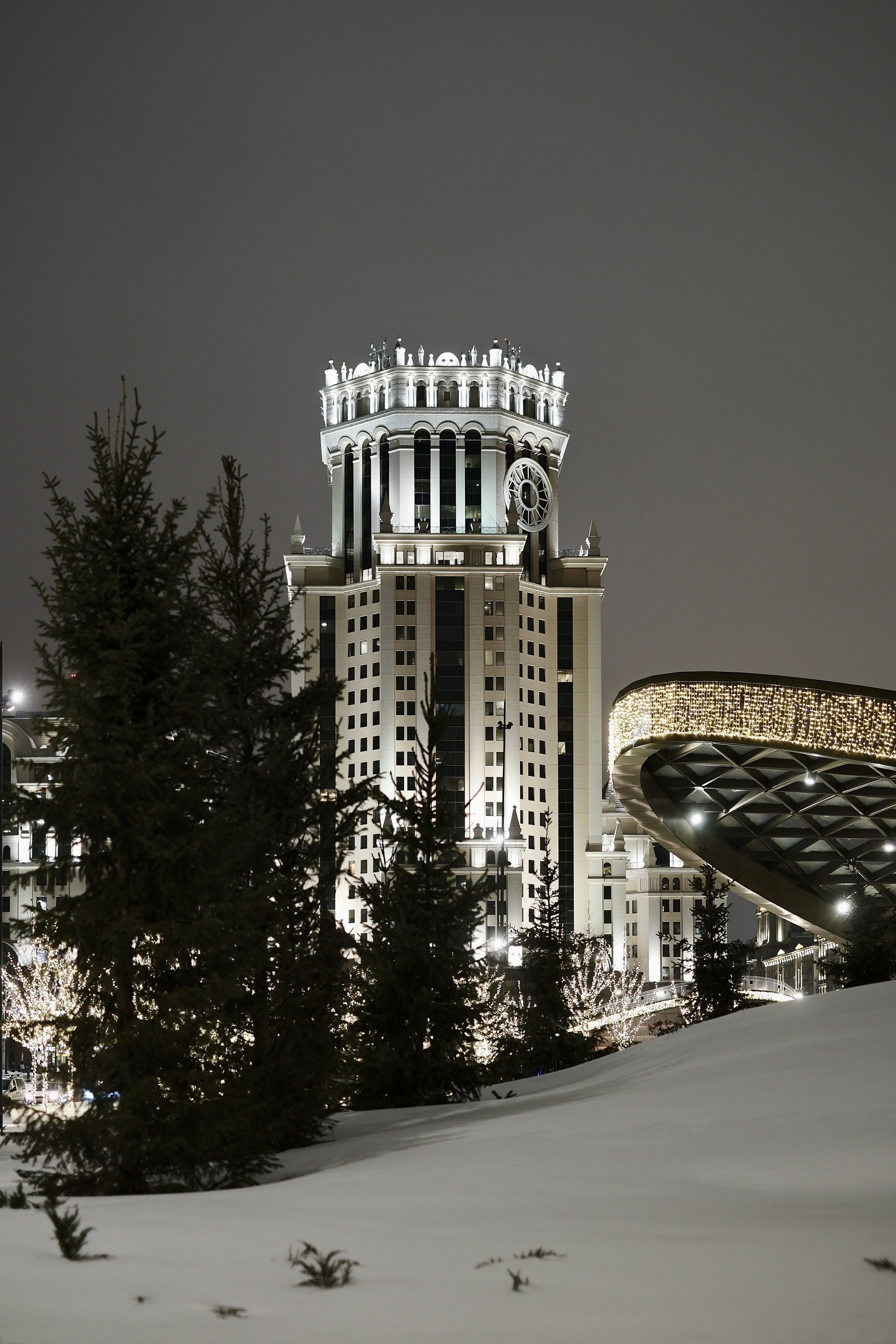 Площадь Павелецкого вокзала. Авто и мотоспорт — фотограф Антон Медведев iCoguar