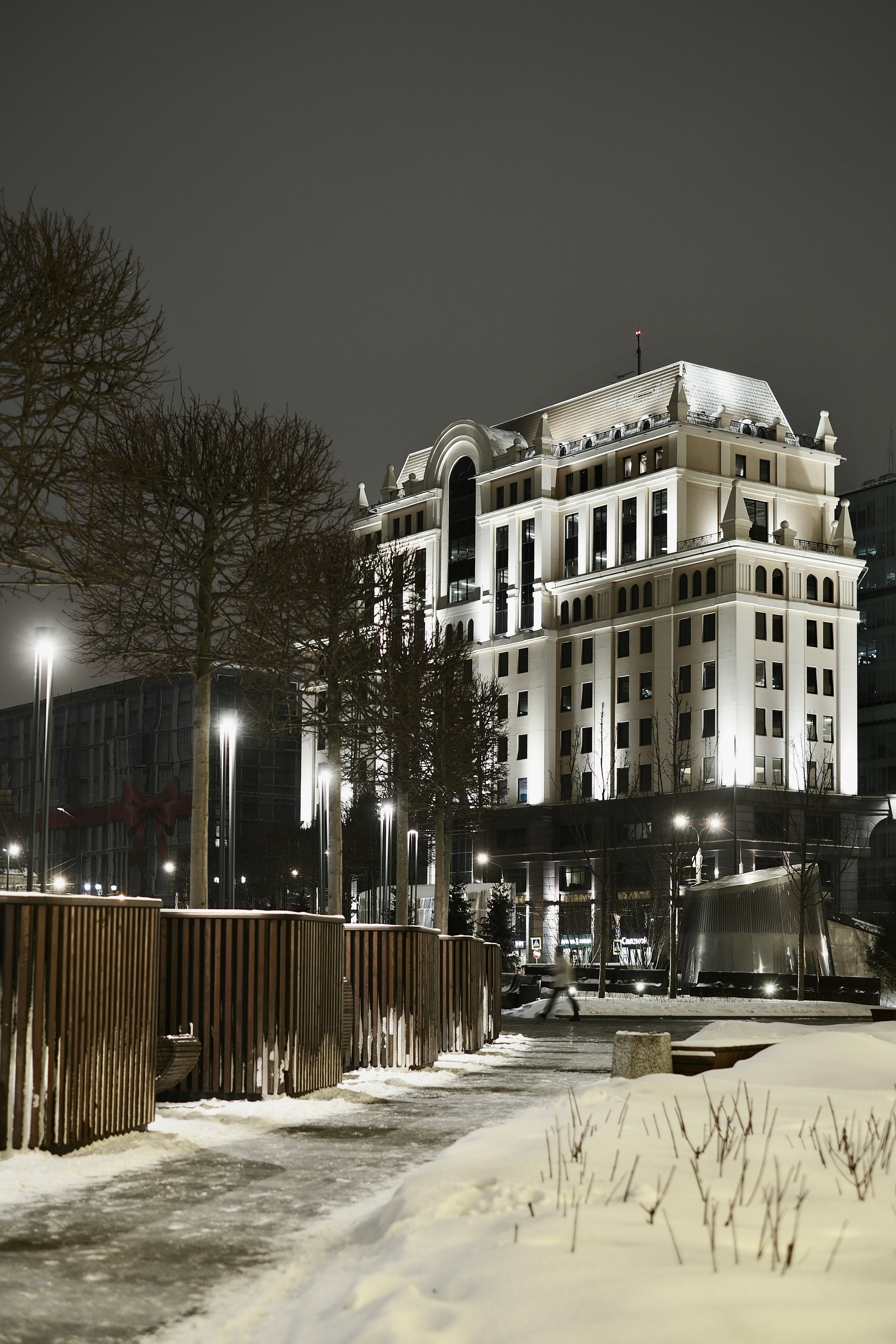 Площадь Павелецкого вокзала. Авто и мотоспорт — фотограф Антон Медведев iCoguar