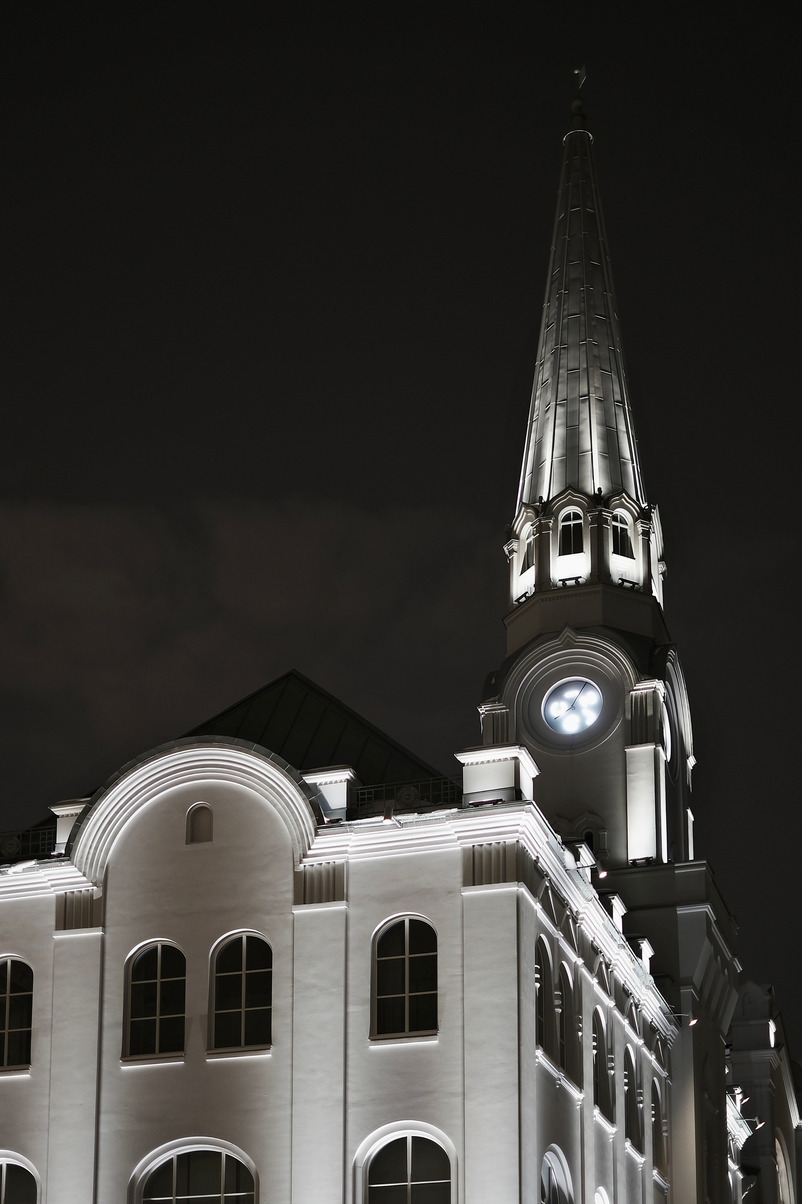 Дом культуры ГЭС-2. Авто и мотоспорт — фотограф Антон Медведев iCoguar