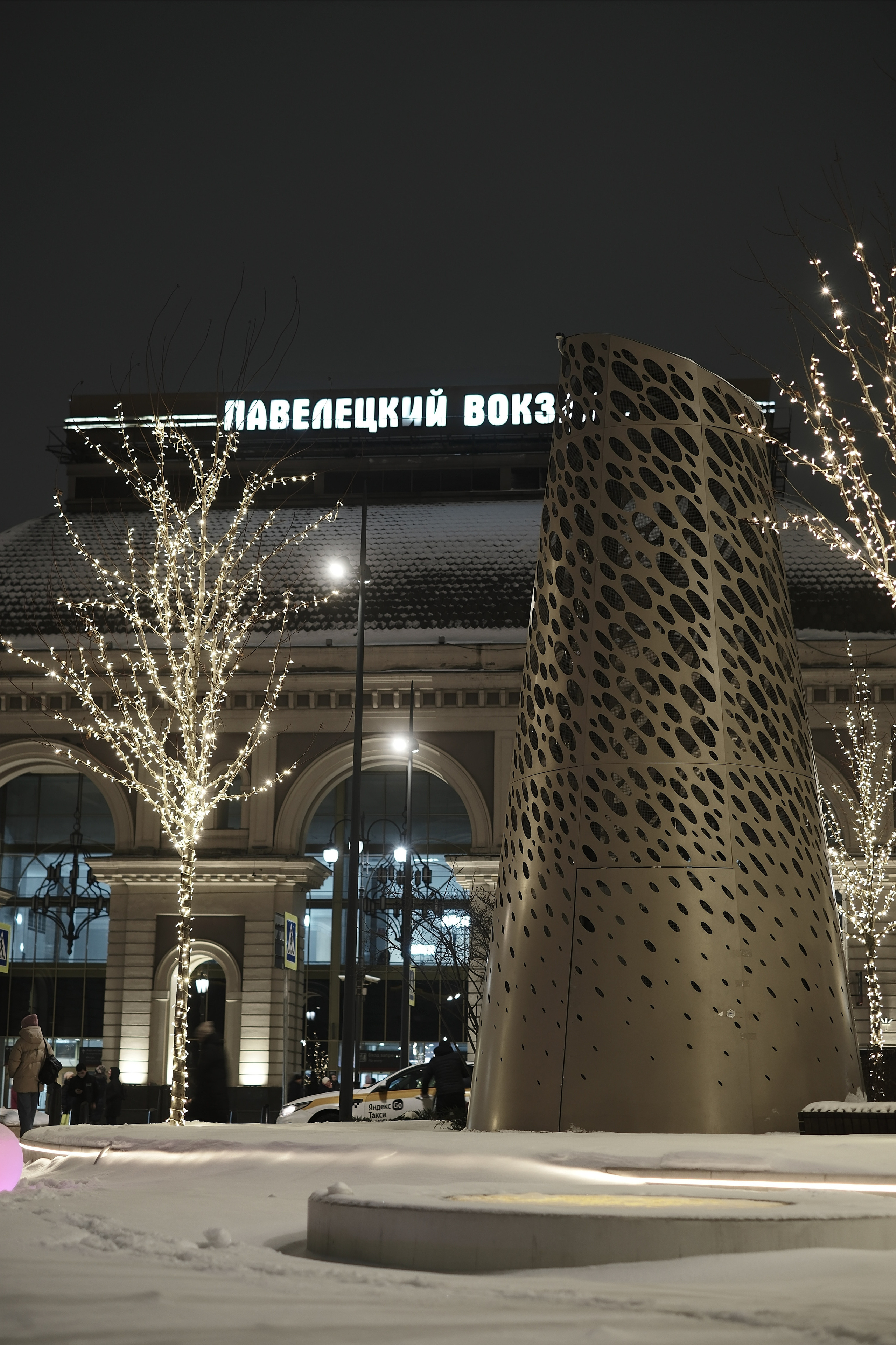 Площадь Павелецкого вокзала. Авто и мотоспорт — фотограф Антон Медведев iCoguar