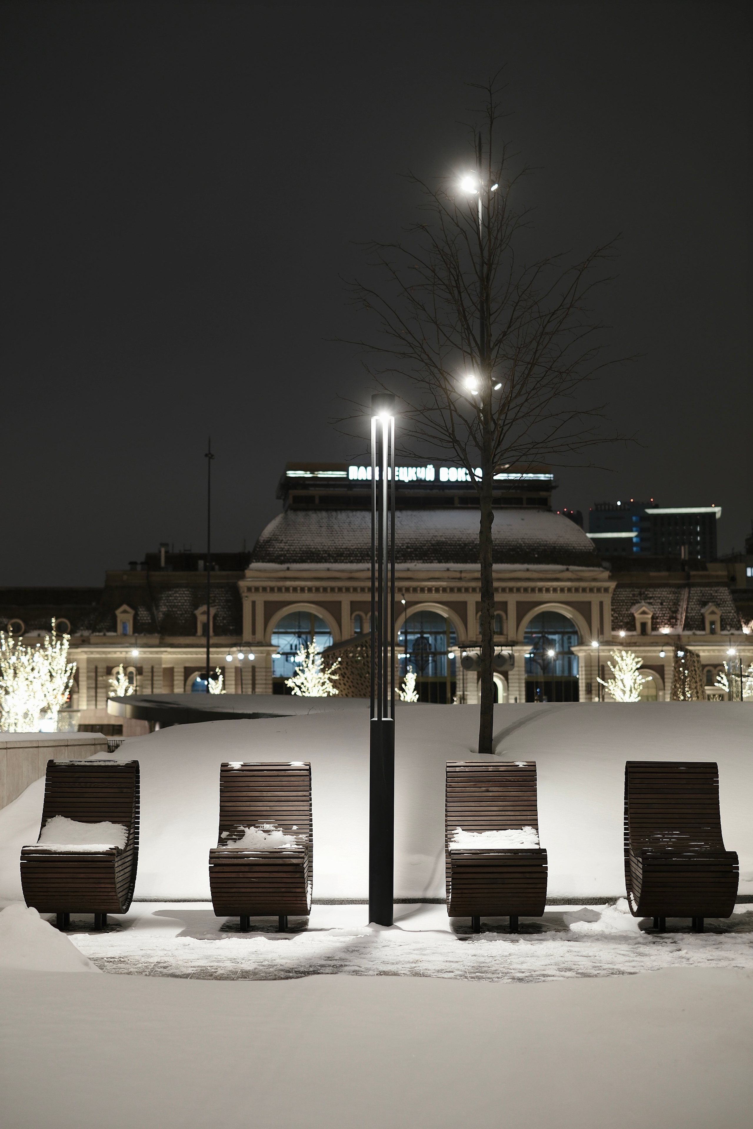 Площадь Павелецкого вокзала. Авто и мотоспорт — фотограф Антон Медведев iCoguar