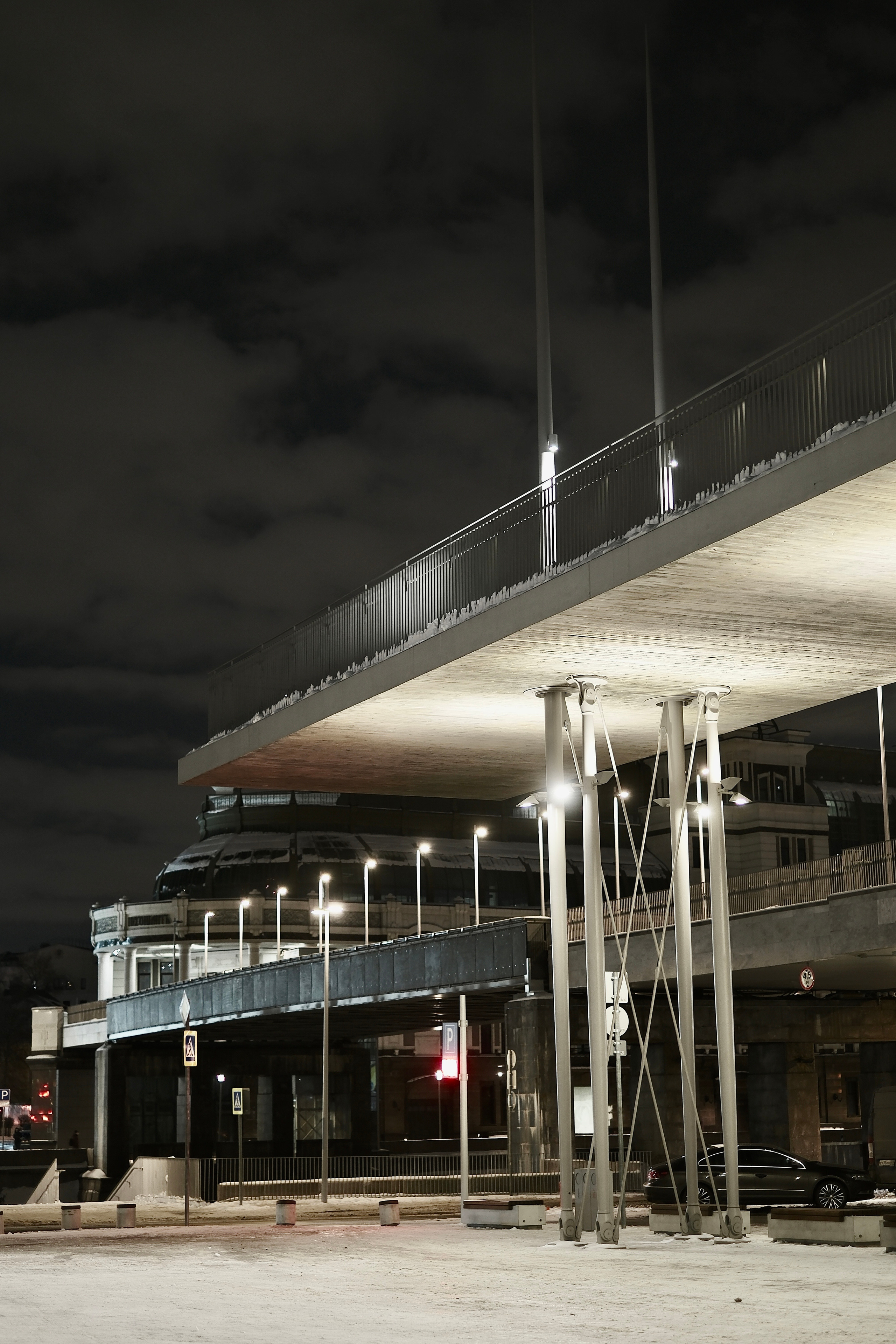 Дом культуры ГЭС-2. Авто и мотоспорт — фотограф Антон Медведев iCoguar