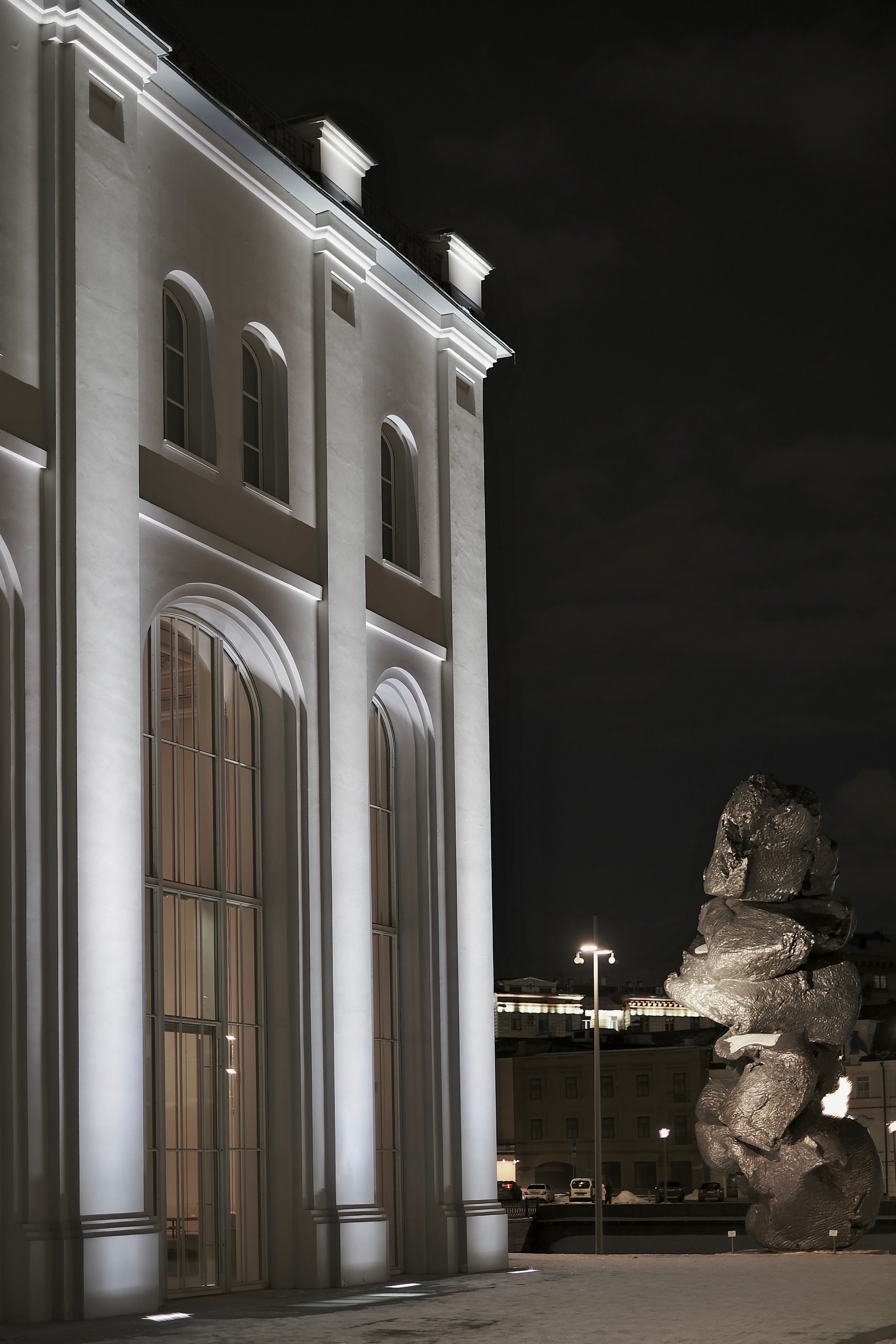 Дом культуры ГЭС-2. Авто и мотоспорт — фотограф Антон Медведев iCoguar