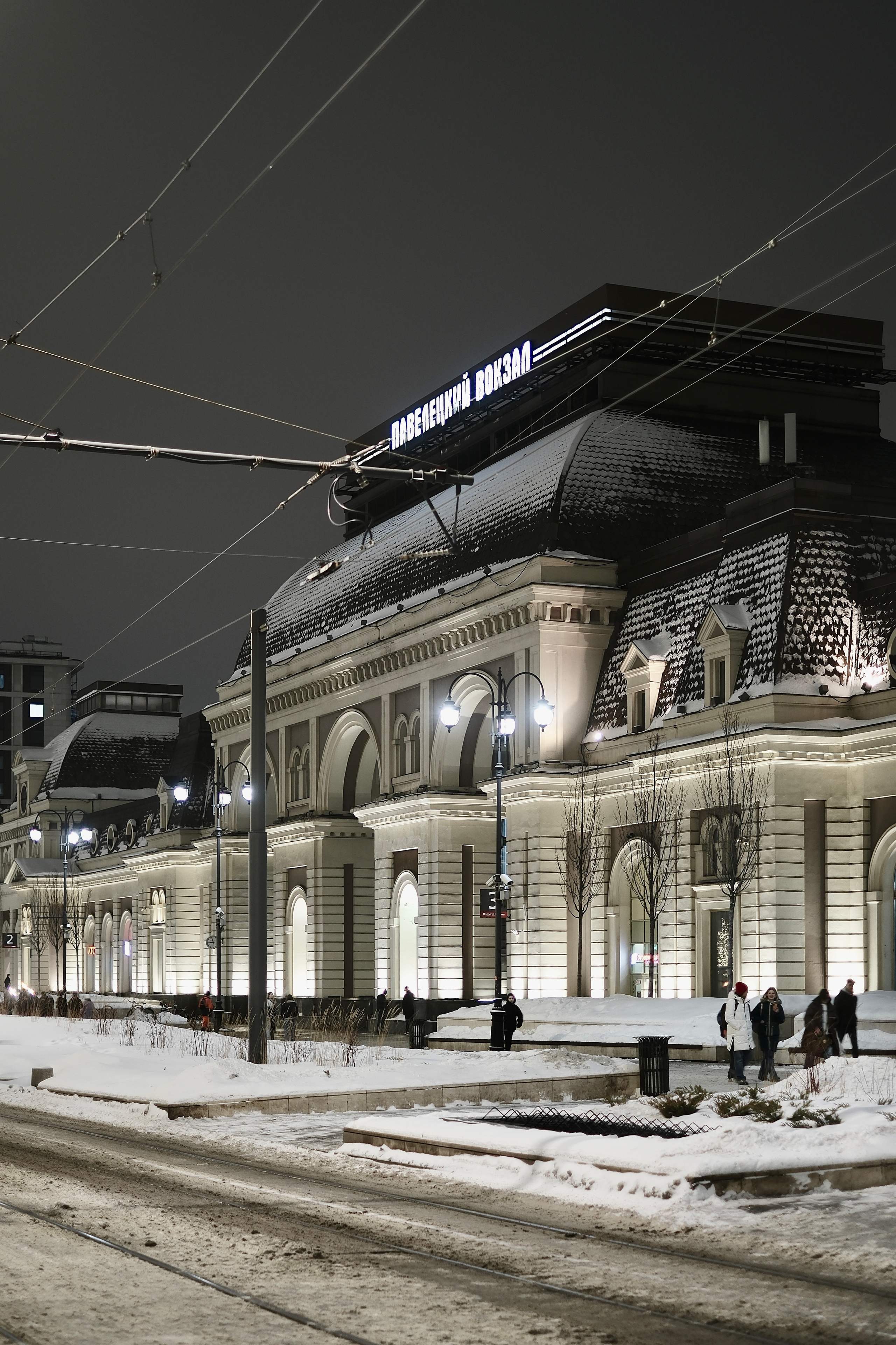 Площадь Павелецкого вокзала. Авто и мотоспорт — фотограф Антон Медведев iCoguar