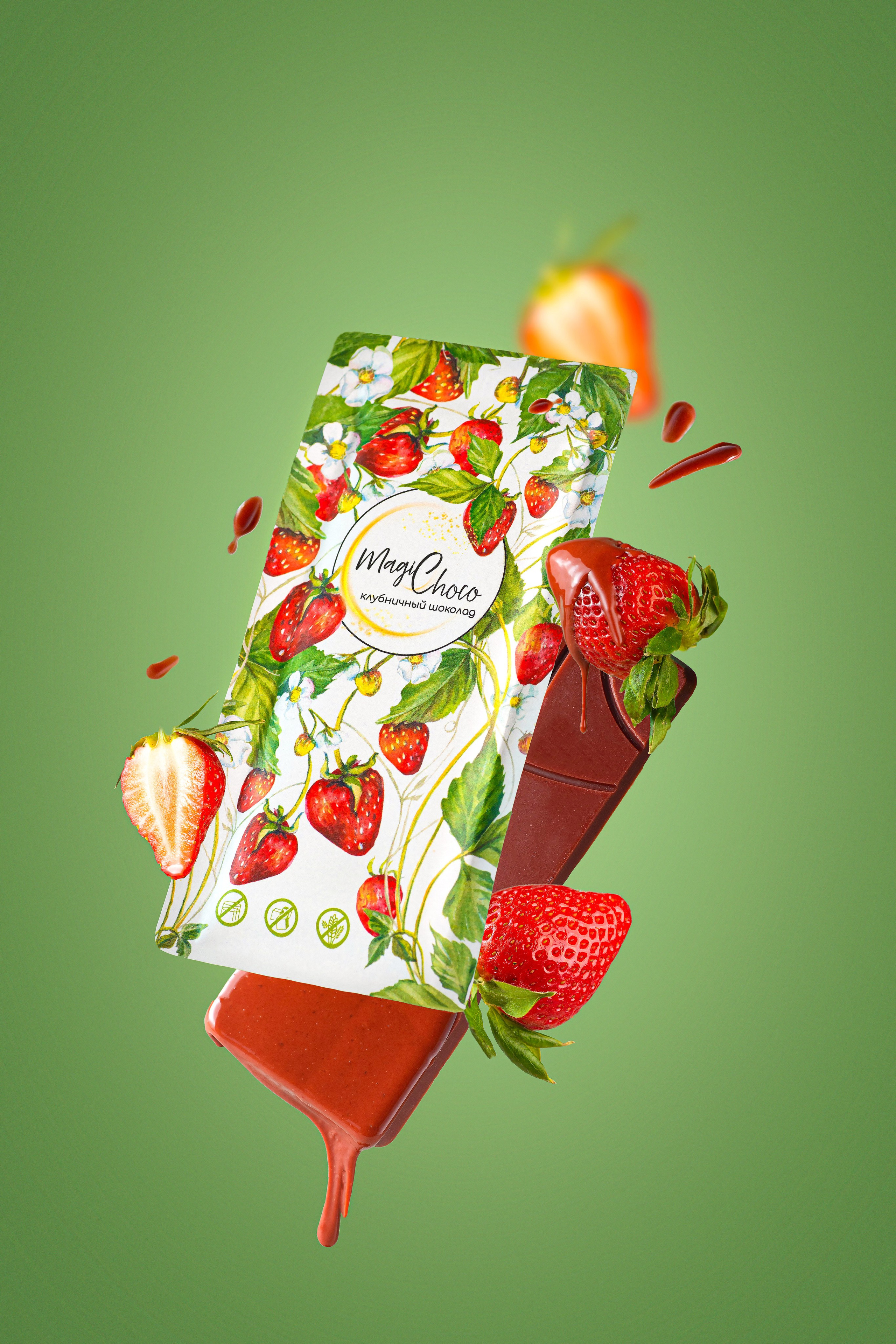 Имиджевая фотосъёмка клубничного шоколада. Фотография с левитацией, брызгами и всплесками