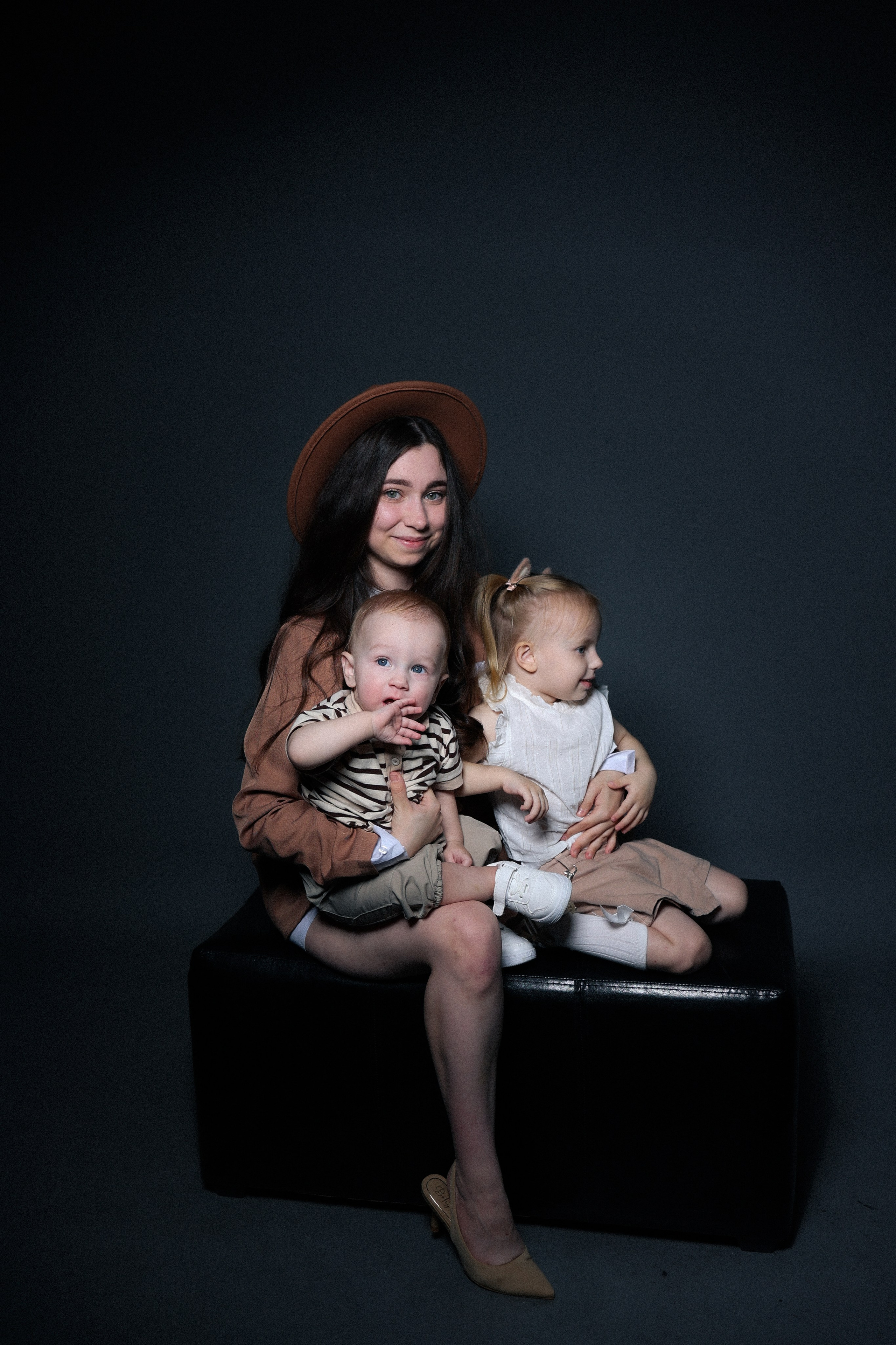 Лиза с детками. Фотограф НатаФото (Наталья Яковенко) Дмитров Москва Питер