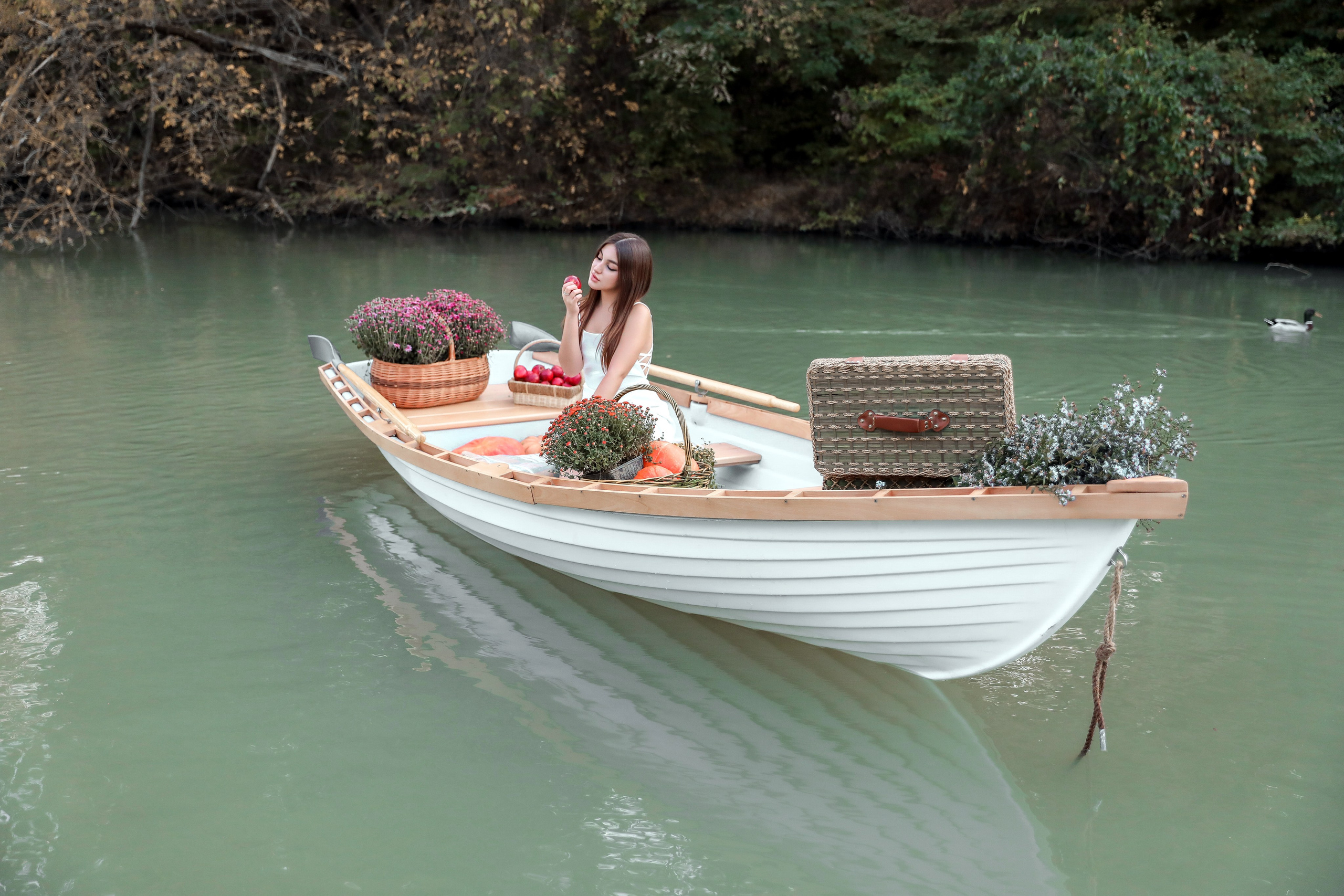 ПРОЕКТ «ЦВЕТОЧНАЯ ЛОДКА». Photographer Viktoriya Markushina «My world throug»