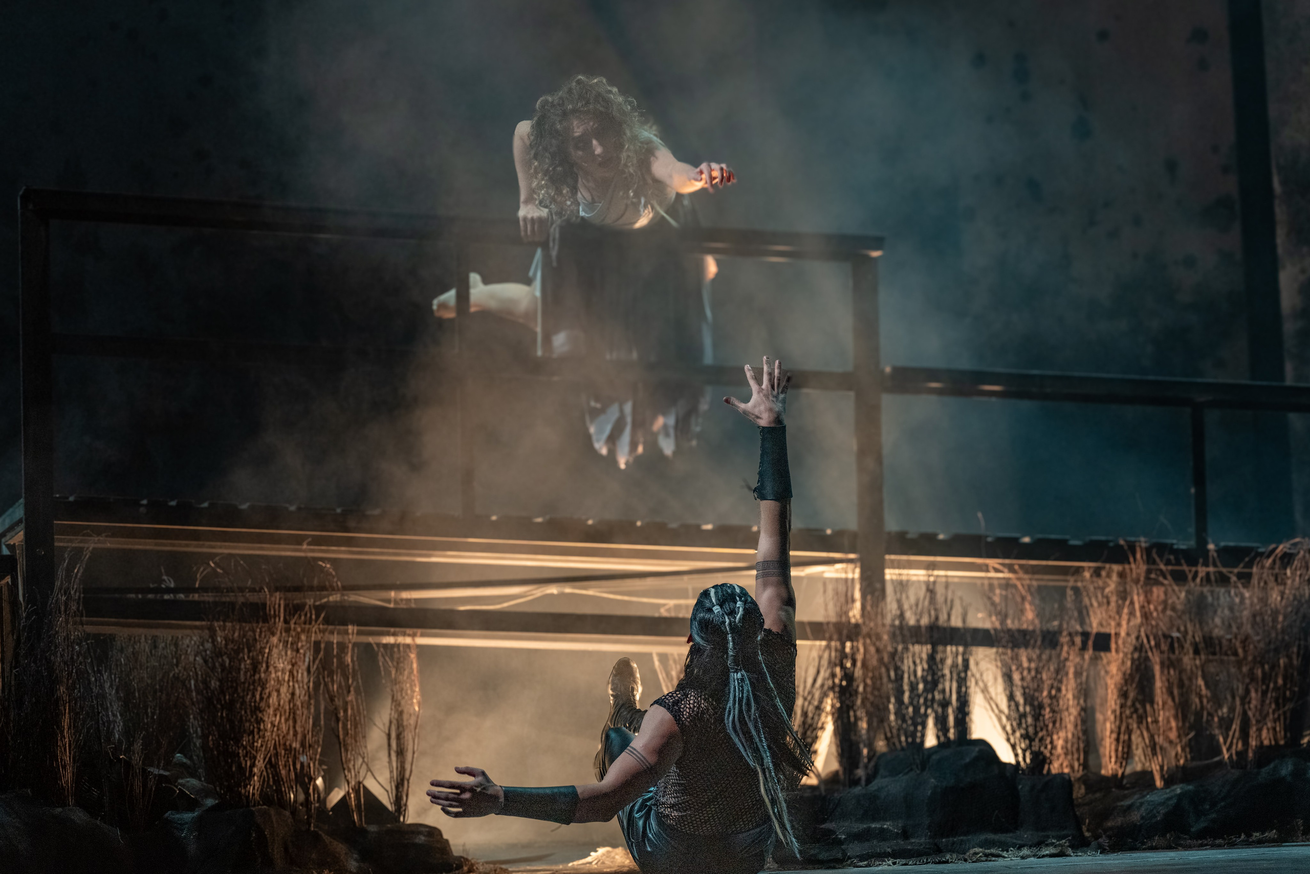 Алтайский молодёжный театр: Яга. Сайт фотографа Сергея Абрамова