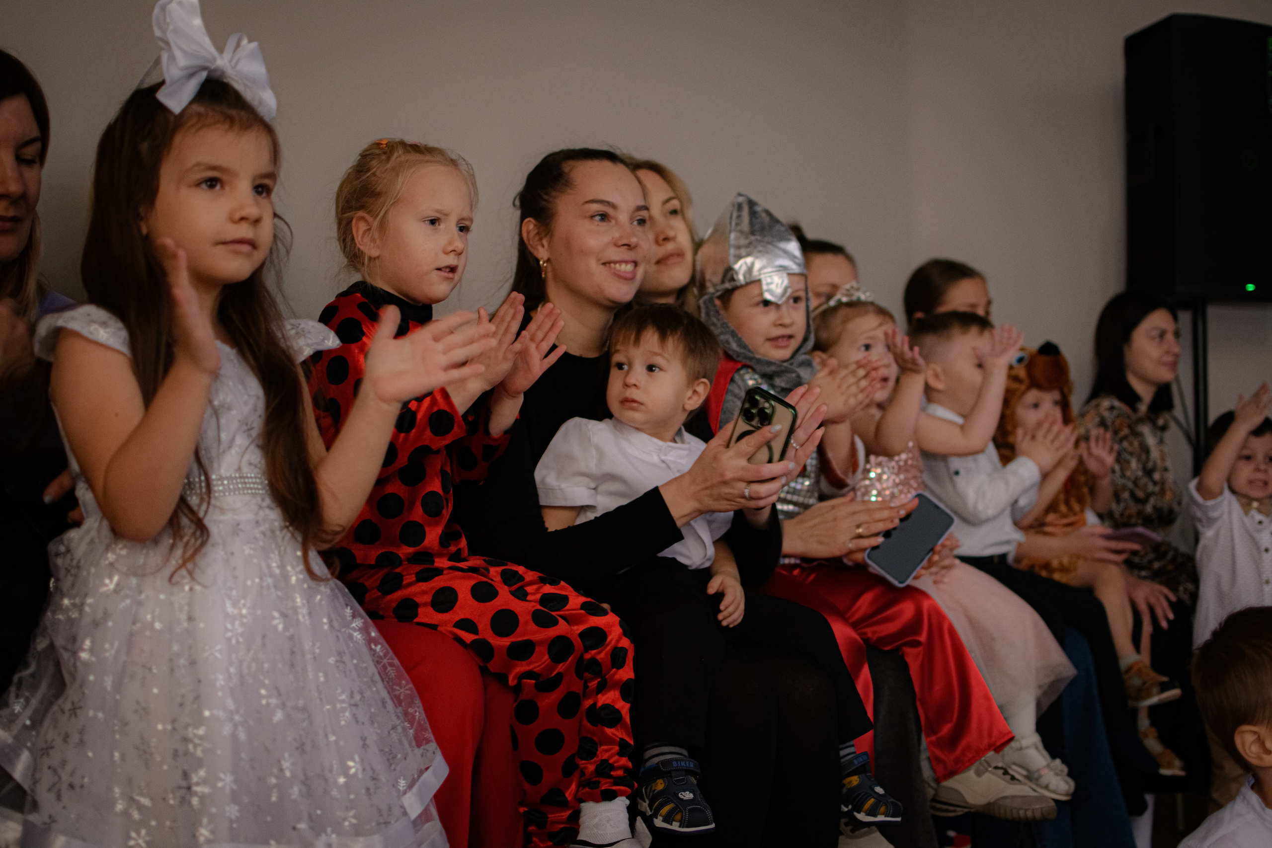 HAPPY NEW YEAR. Photokarish