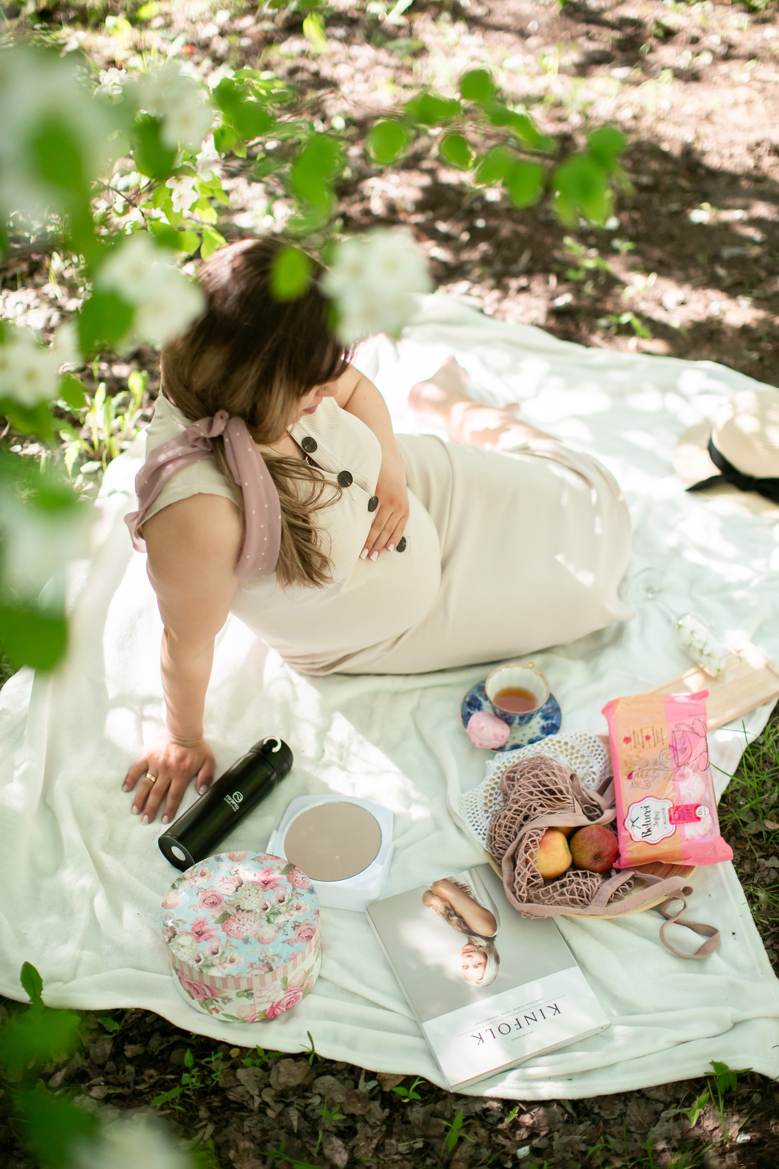 алёна малахова фотограф новосибирск семейный детский домашняя фотосессия в новосибирске день рождения репортажная съёмка фотосессия с лошадьми на конюшне деревня алтай  на природе фотосессия в детском саду мама и сын предложение руки и сердца идея  помолвка фотосессия берег закат детский день рождения годик торт аниматор лофт игровая продолжение следует prodoljenie_sleduet_  корпоратив тимбилдинг первоклашка линейка  контент  бизнес портрет оперный новат франция берет весна девушка мама и дочь мать и дитя