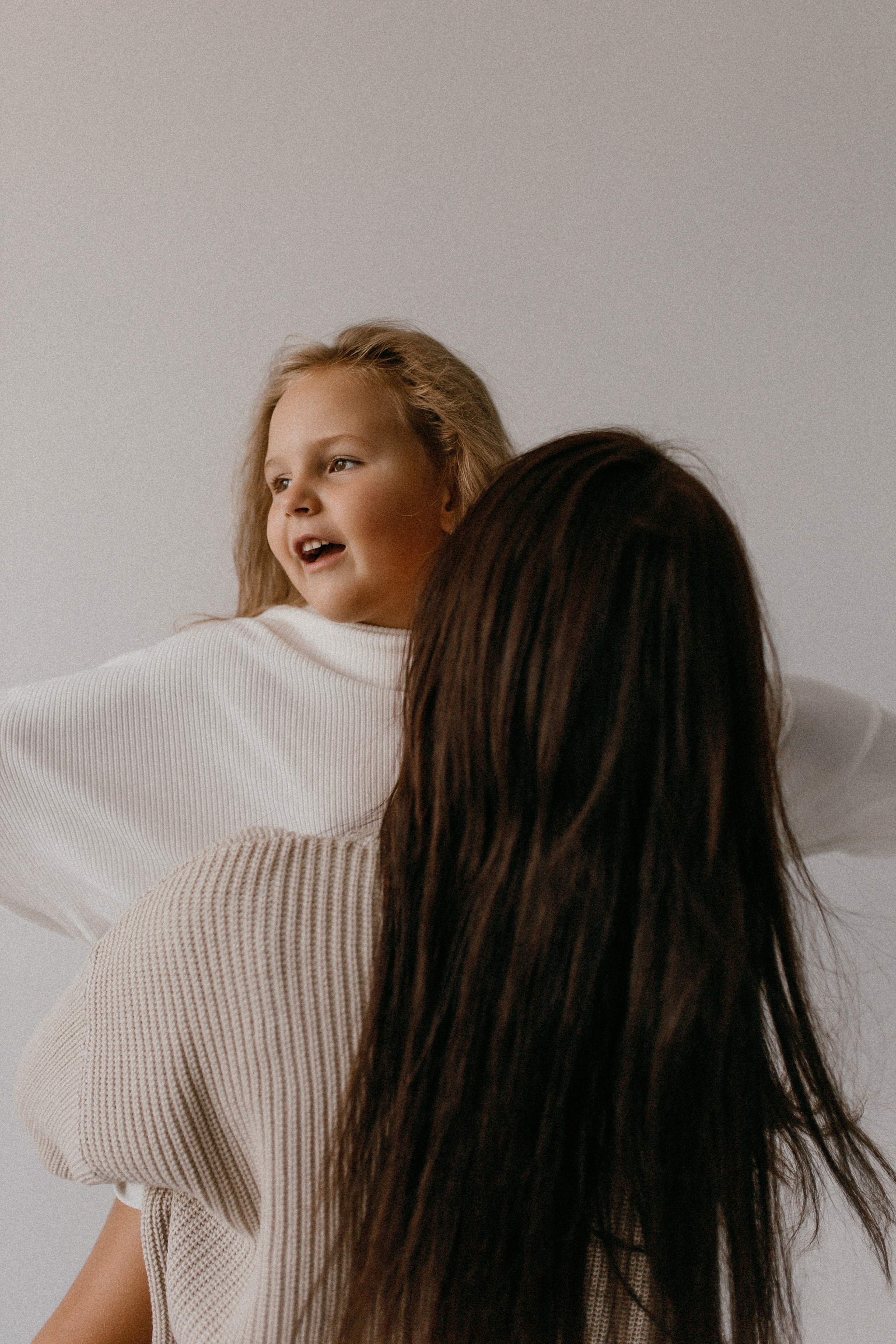 Есения и мама. Семейный фотограф Губкин/Старый Оскол