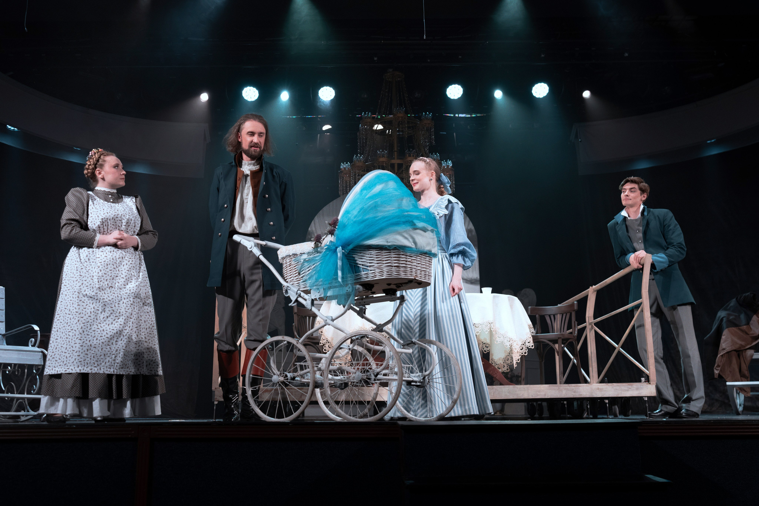 Театр Роста: Отцы и Дети. Сайт фотографа Сергея Абрамова