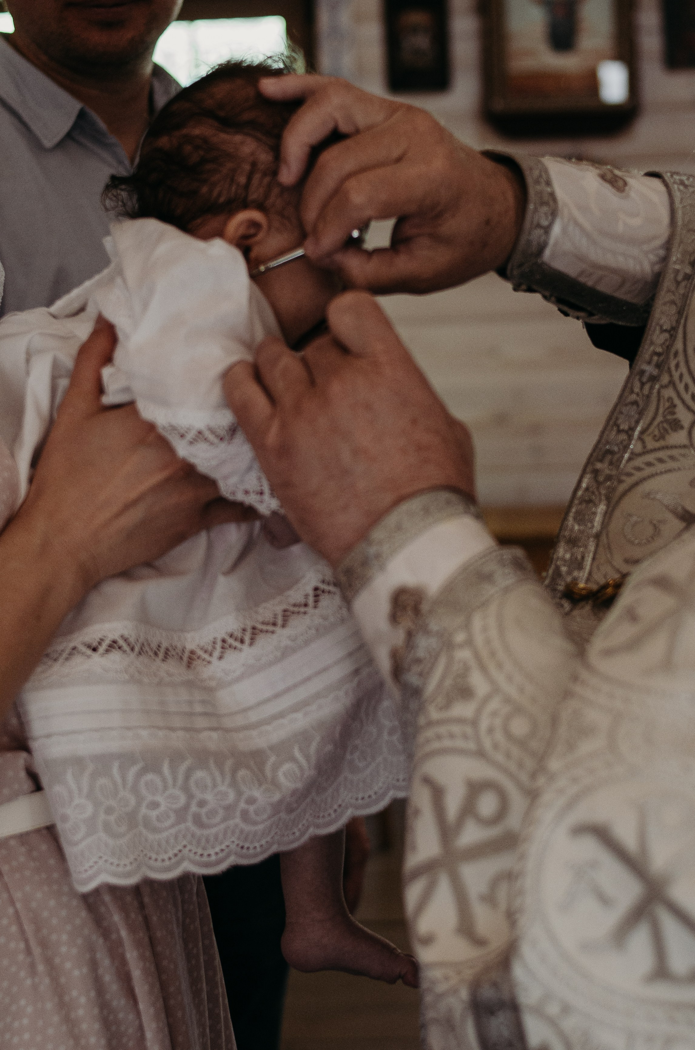 Таинство крещения Лея. Семейный фотограф Москва, Люберцы, Петрозаводск