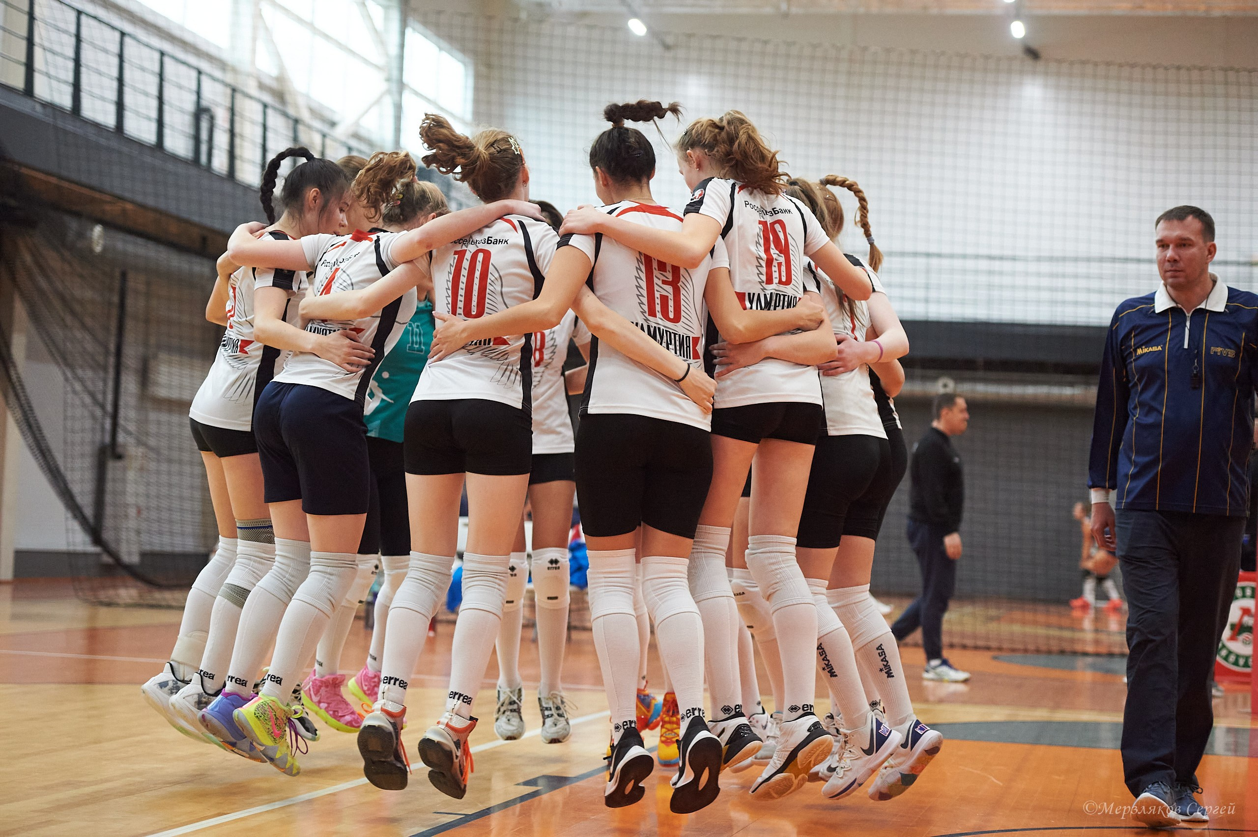 Локоволей — 2023 Ижевск ноябрь 2023. Спортивный репортажный фотограф в Ижевске Сергей Мерзляков