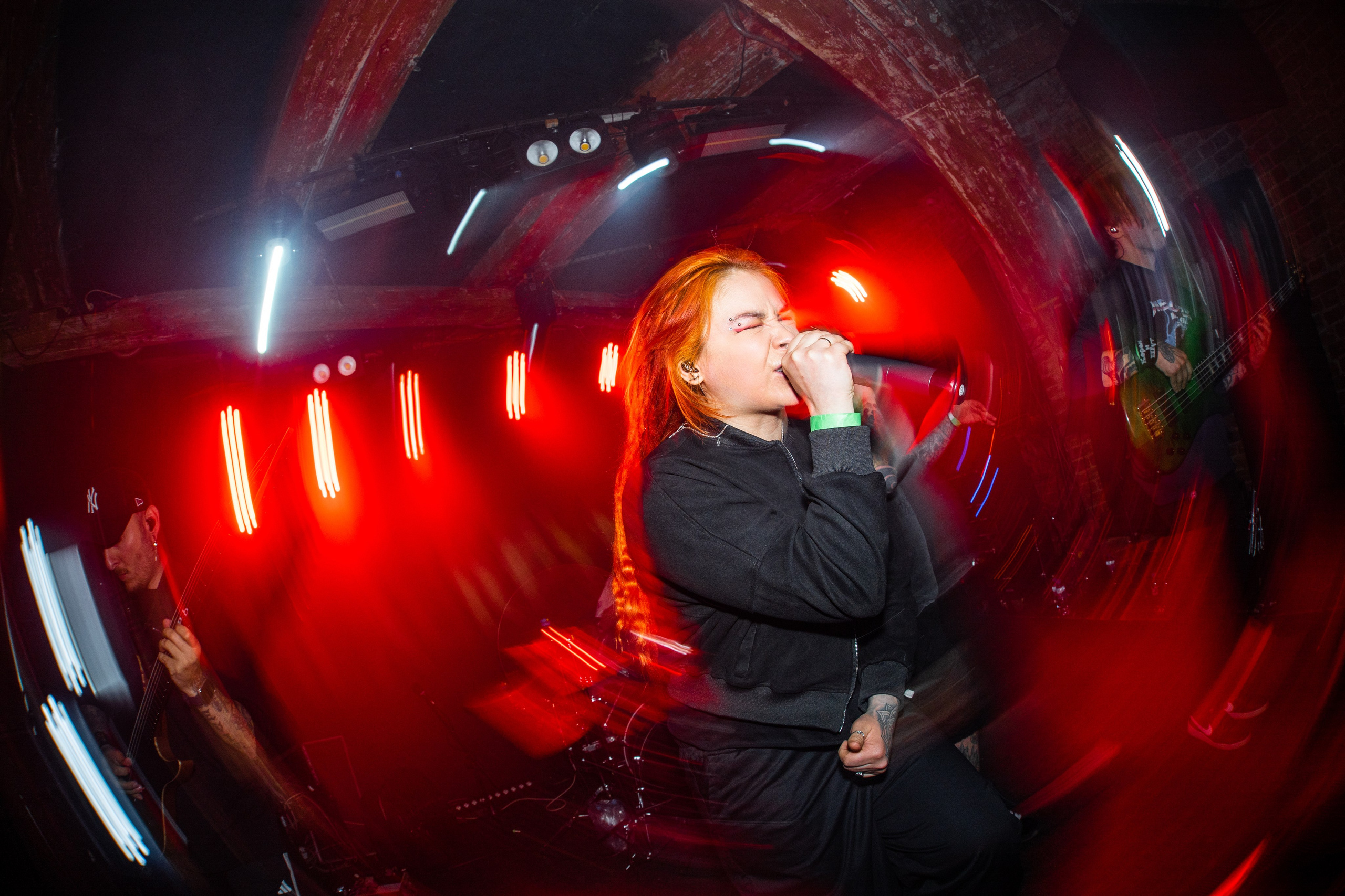 ОМУТ ГИГ|Zoccolo 2.0. Концертный и репортажный фотограф в Санкт-Петербурге Слава Пахомов