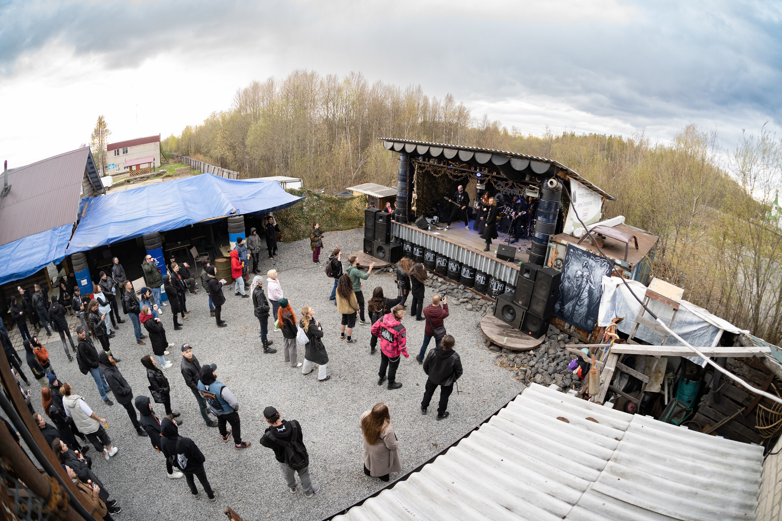 Фестиваль «ПОСРЕДИ КЛАДБИЩ И БОЛОТ»|Архангельск. Концертный и репортажный фотограф в Санкт-Петербурге Слава Пахомов