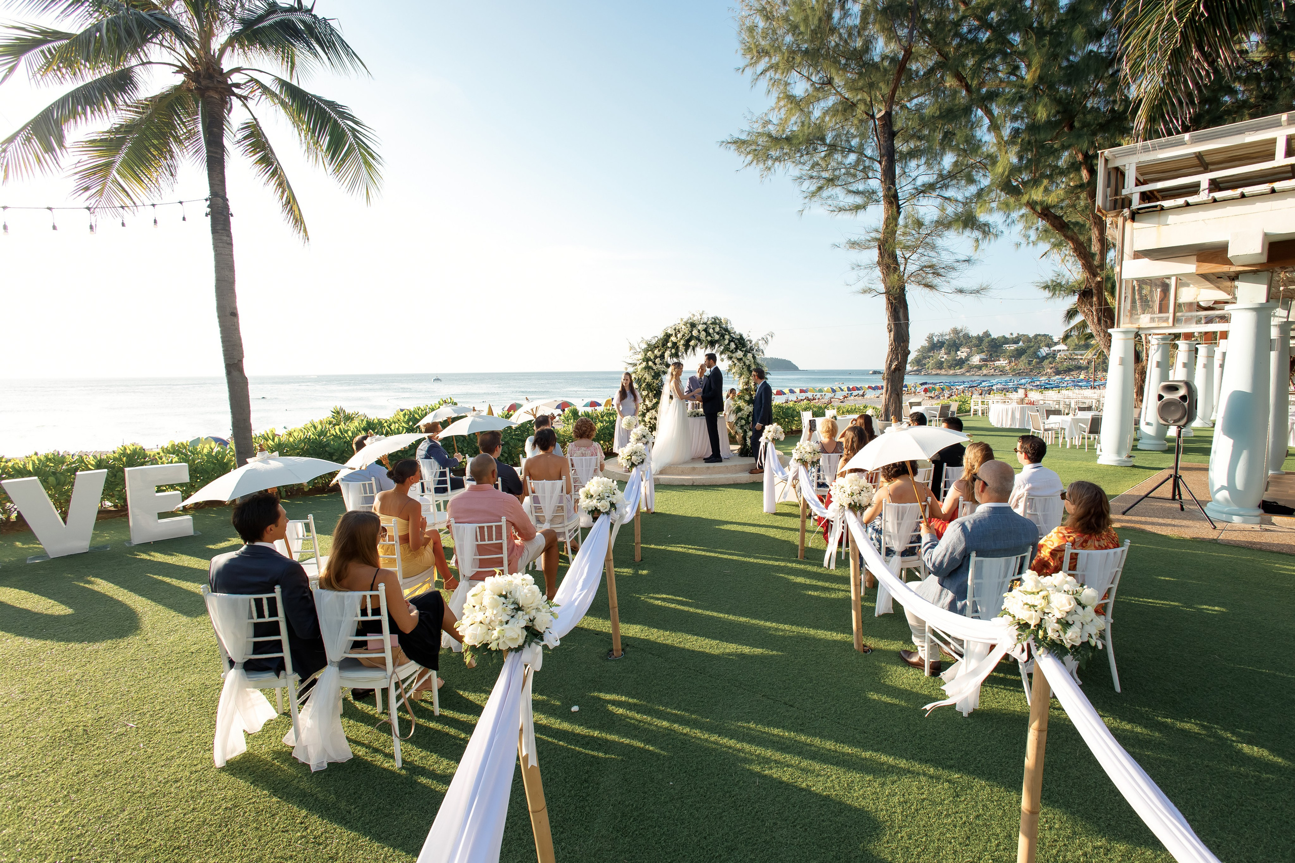 Свадьба в отеле Кататани остров Пхукет. Фотограф на Пхукете в Таиланде