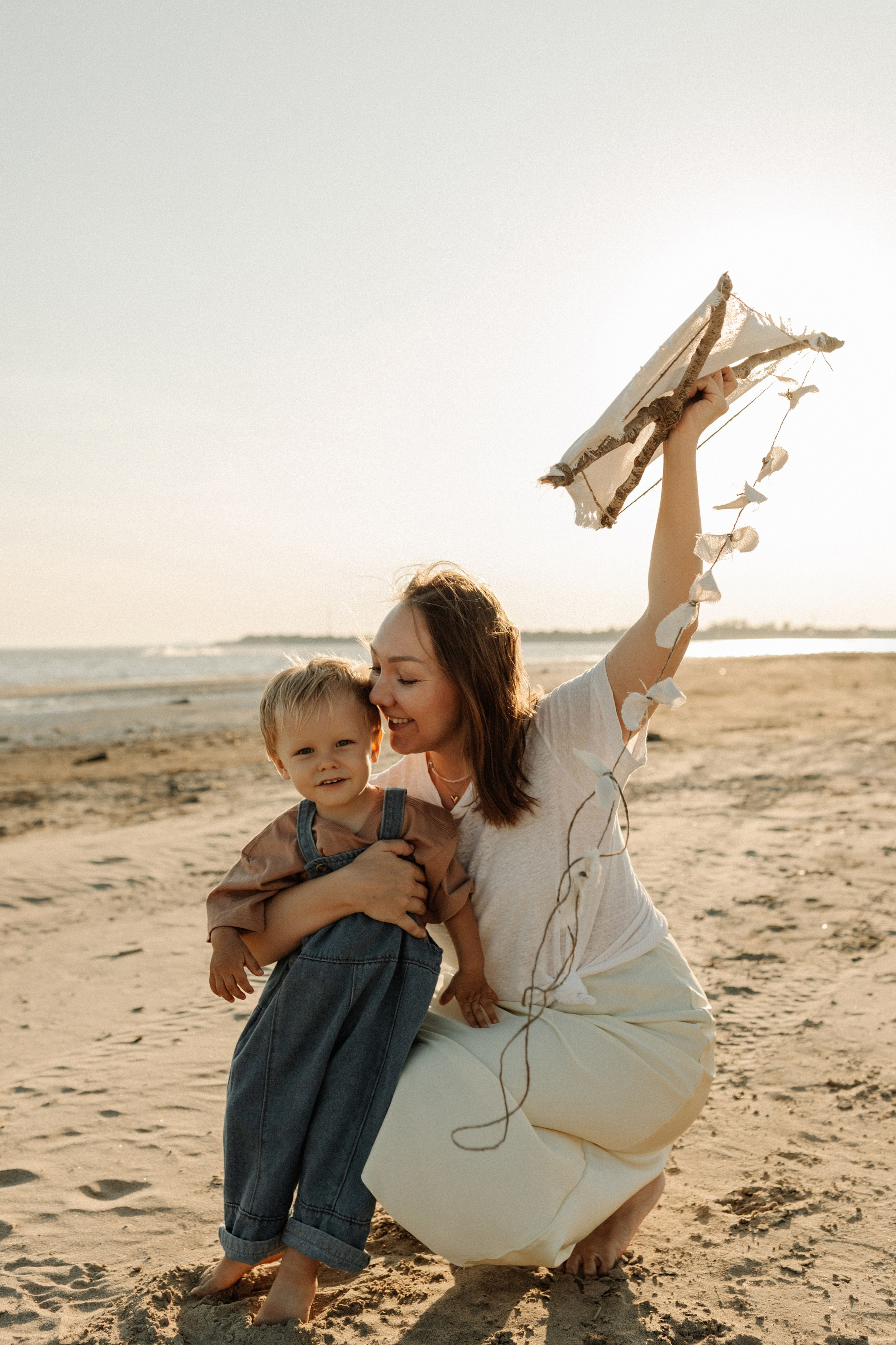 Трое у реки, не считая фотографа. Семейный фотограф в Краснодаре Яна Морева