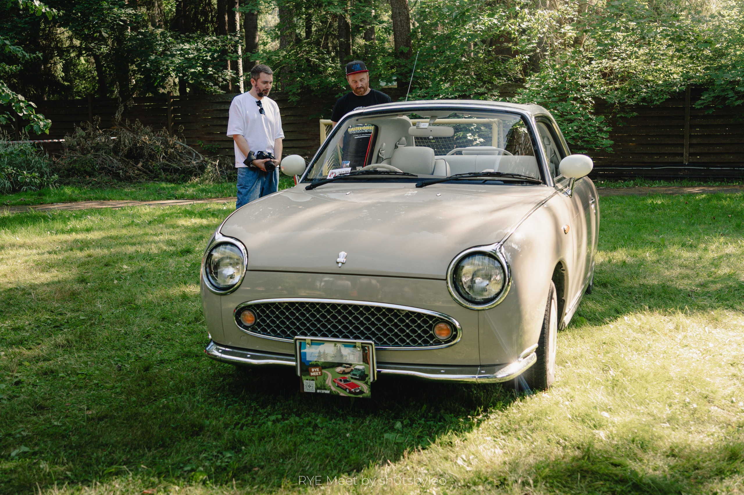 Масштабный летний фестиваль RYE Meet — встреча клуба любителей автомобилей старше 25-лет. Автомобильный фотограф Антон Цырулев
