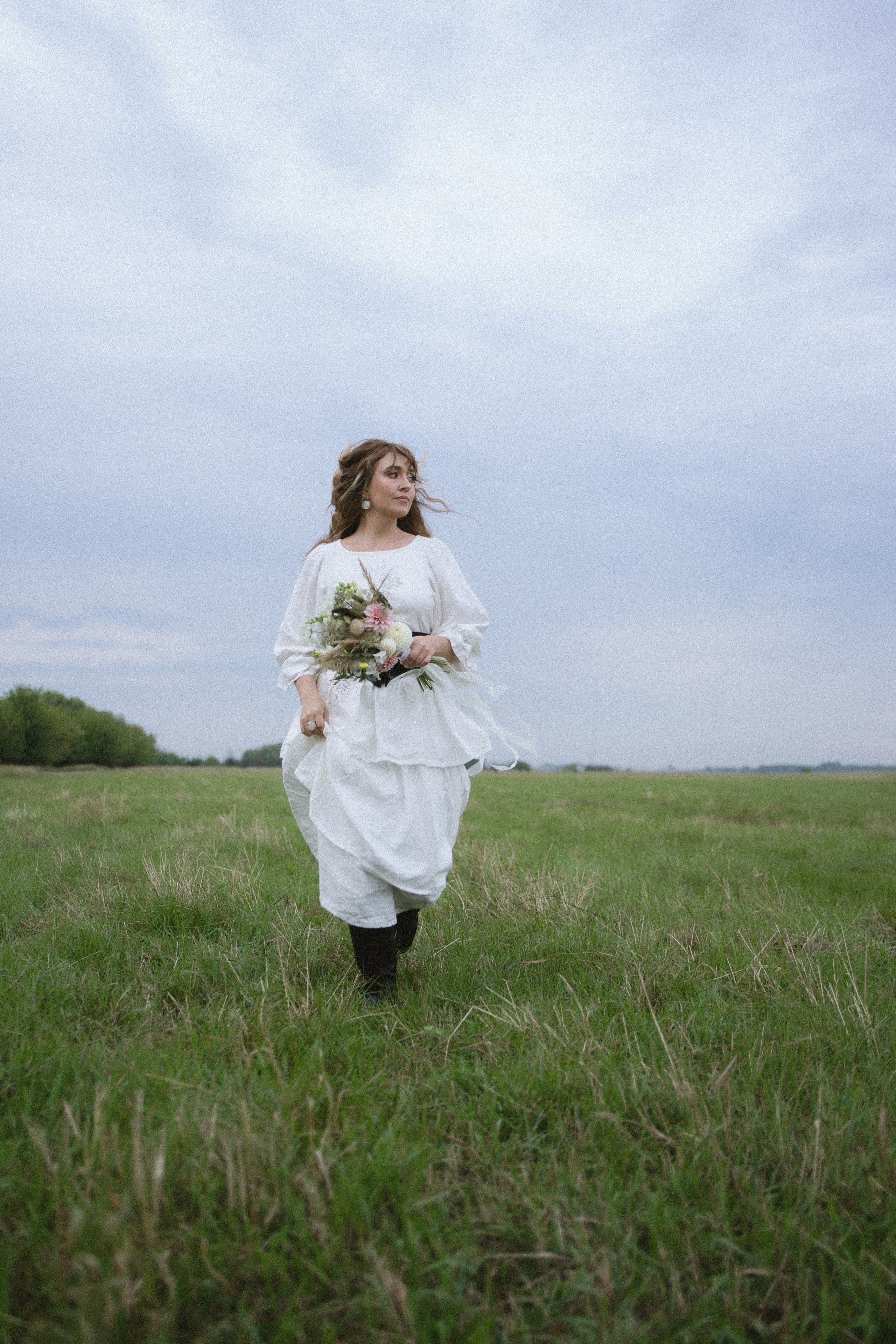 Фотосессия в поле для Александры. Фотограф Надежда Погребняк | Рязань | Москва