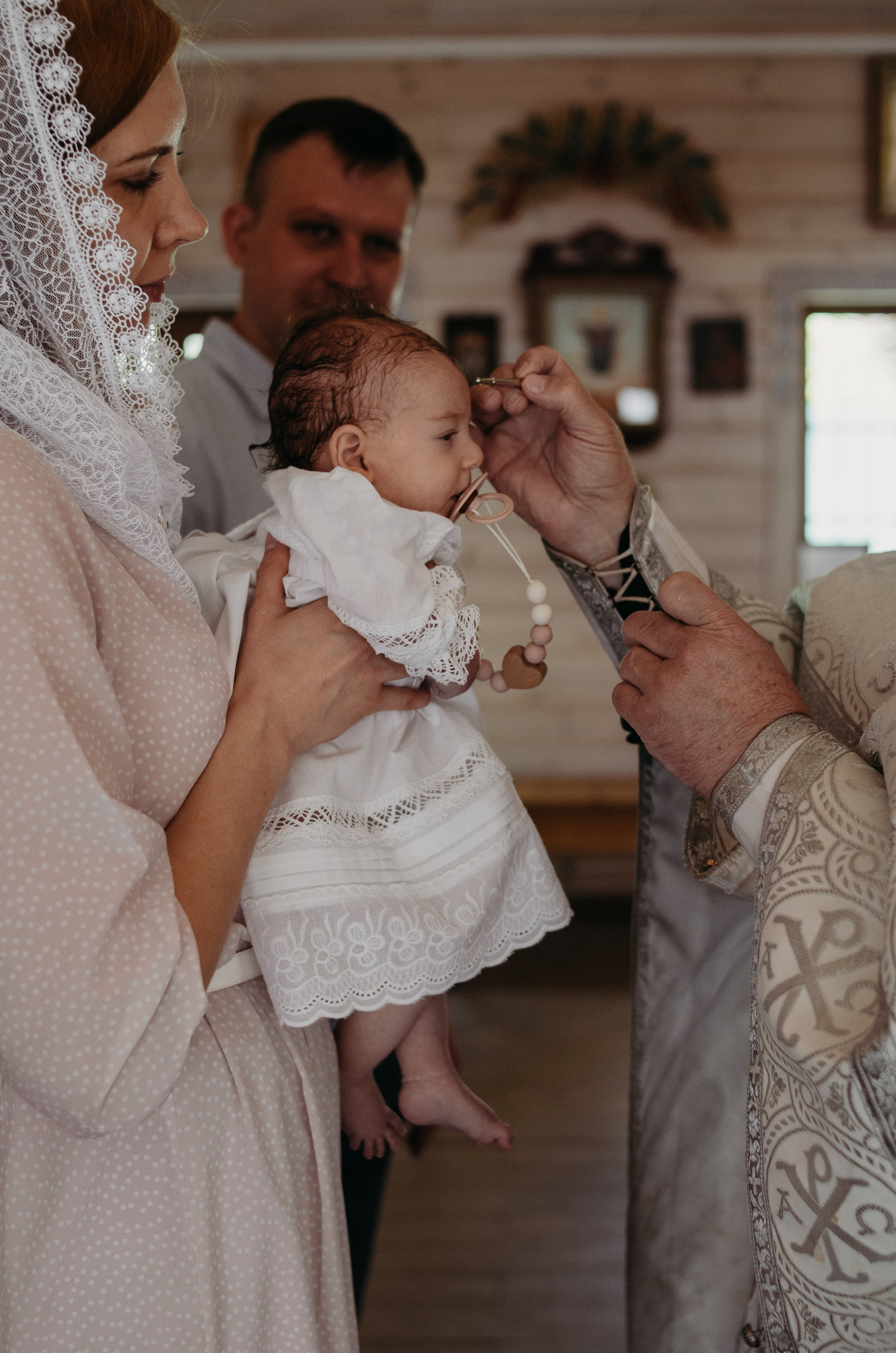 Таинство крещения Лея. Семейный фотограф Москва, Люберцы, Петрозаводск