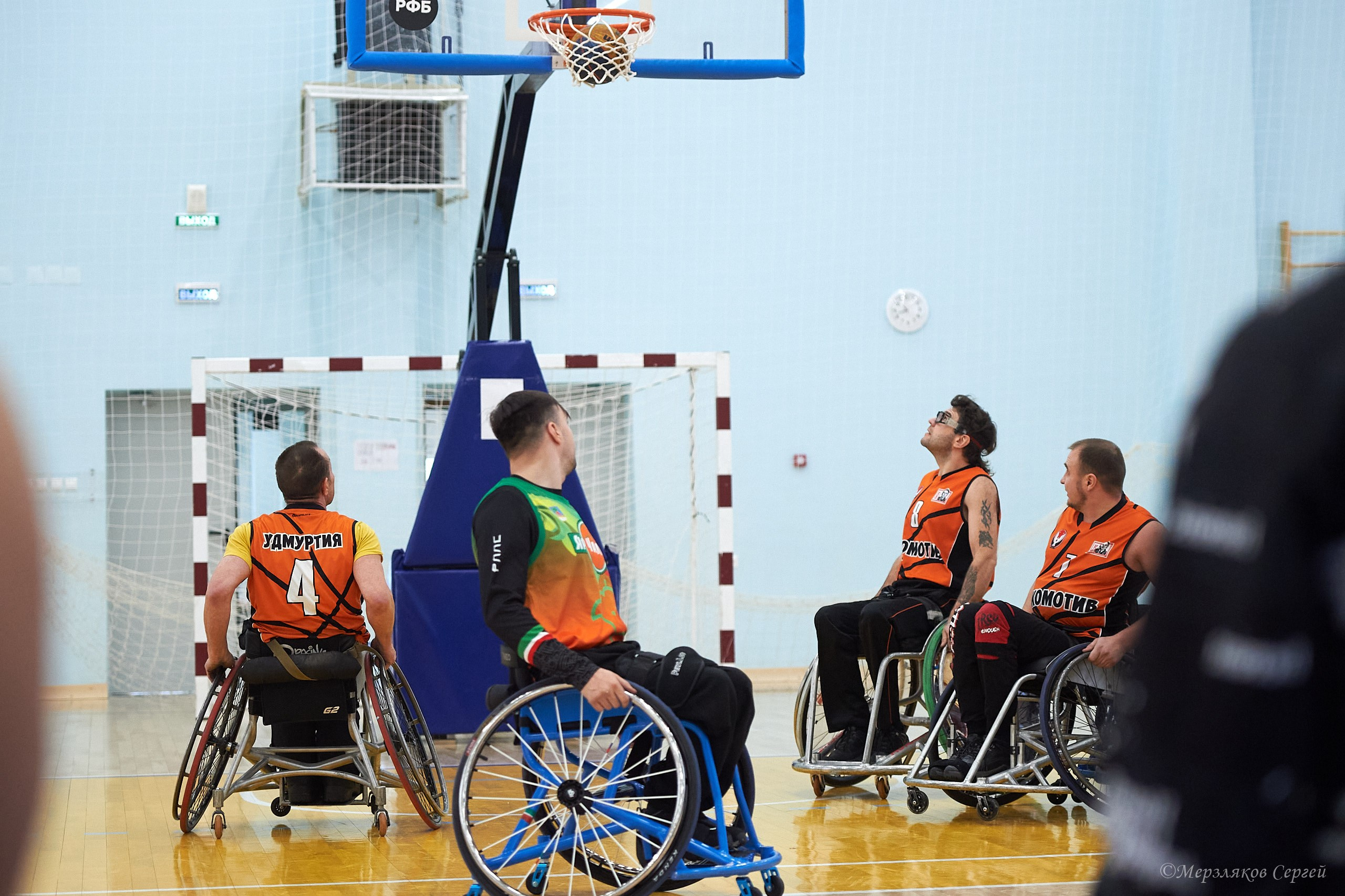 X традиционный Рождественский турнир по баскетболу на колясках. Ижевск. Спортивный репортажный фотограф в Ижевске Сергей Мерзляков