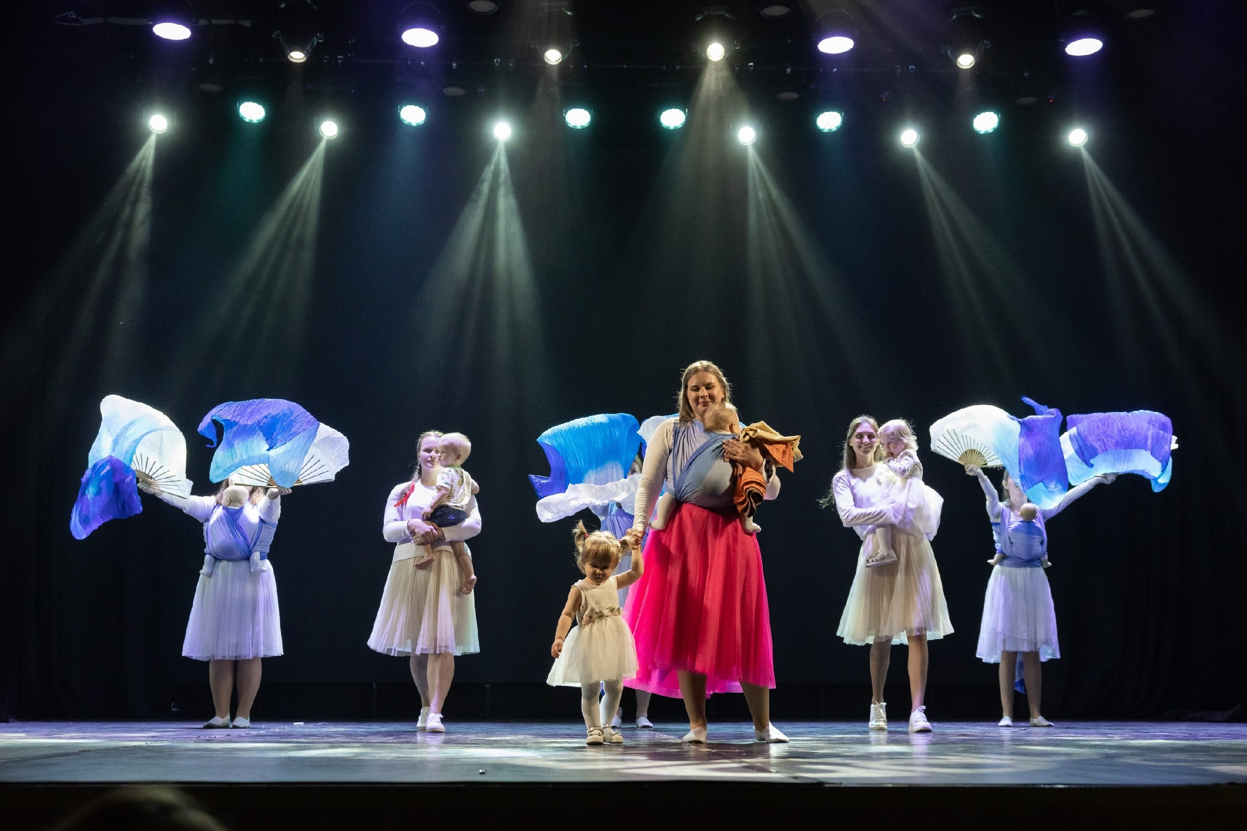 Слингомама 2025. Фотограф Ярославль Ольга Кирсанова