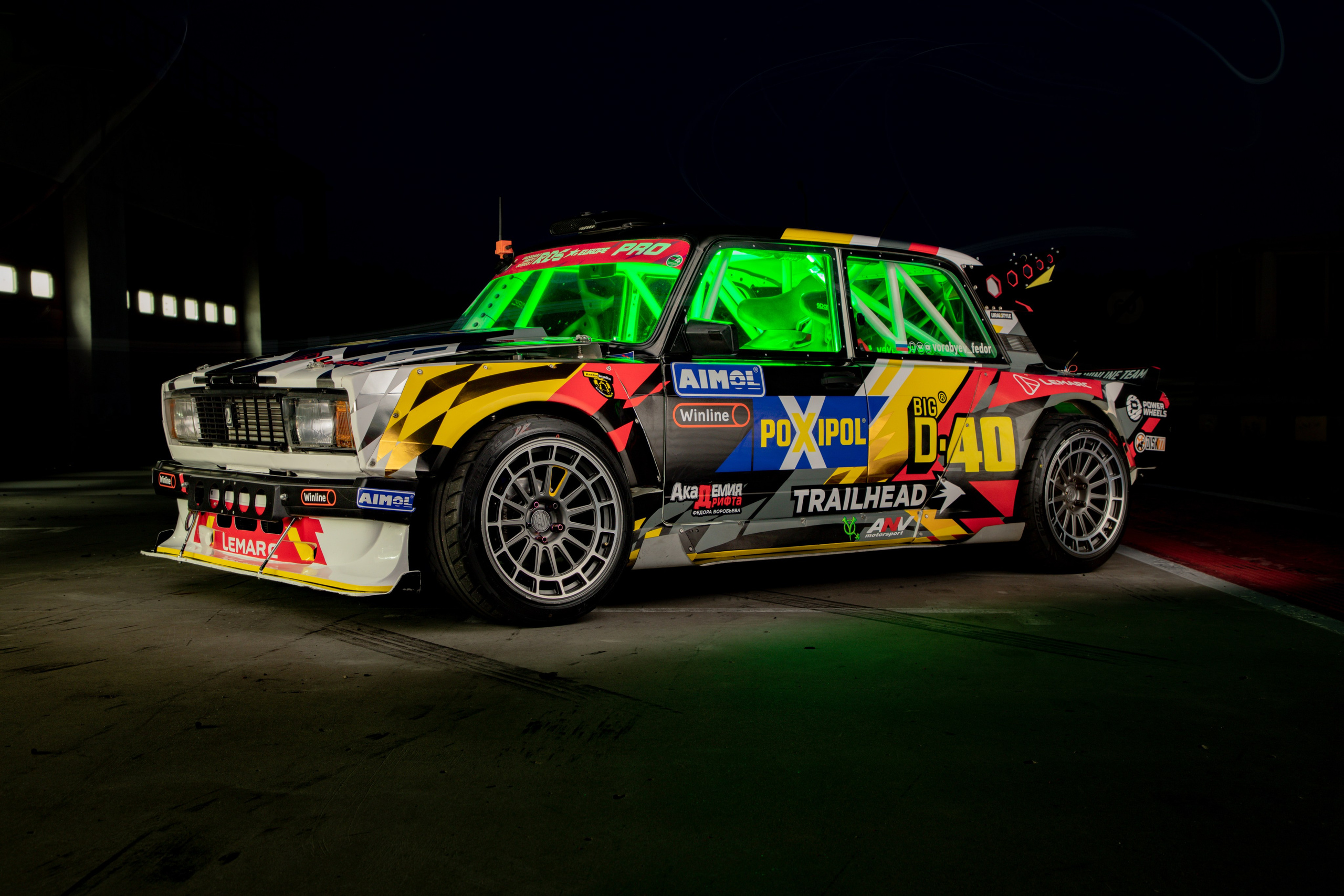 Авто в огнях. Спортивный фотограф в Сочи Красной поляне Сергей Канада