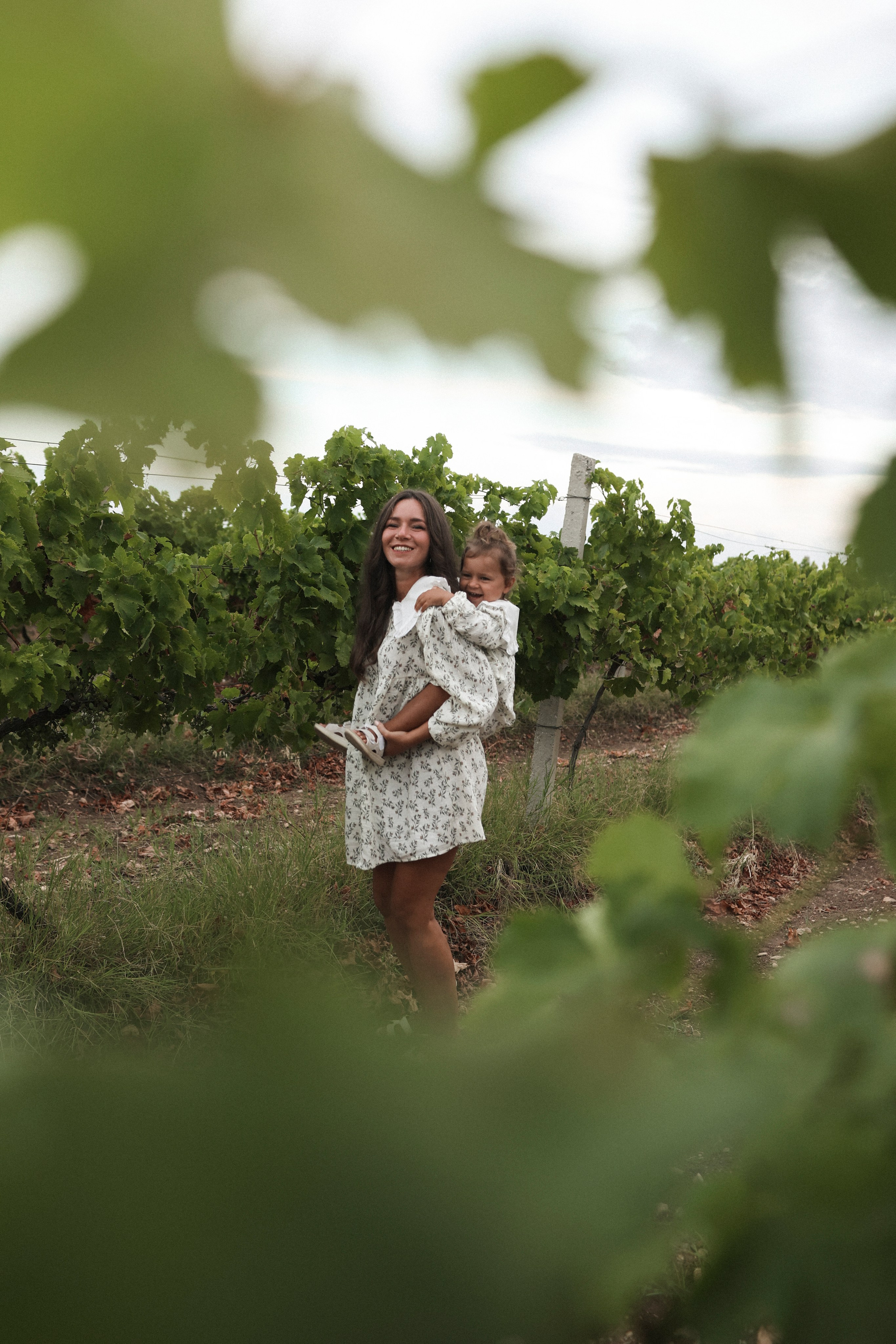 Пойдем, словлю тебе кузнечика. Свадебный и портретный фотограф. Видеограф на Свадьбу. Севастополь, Ялта, Симферополь, Крым