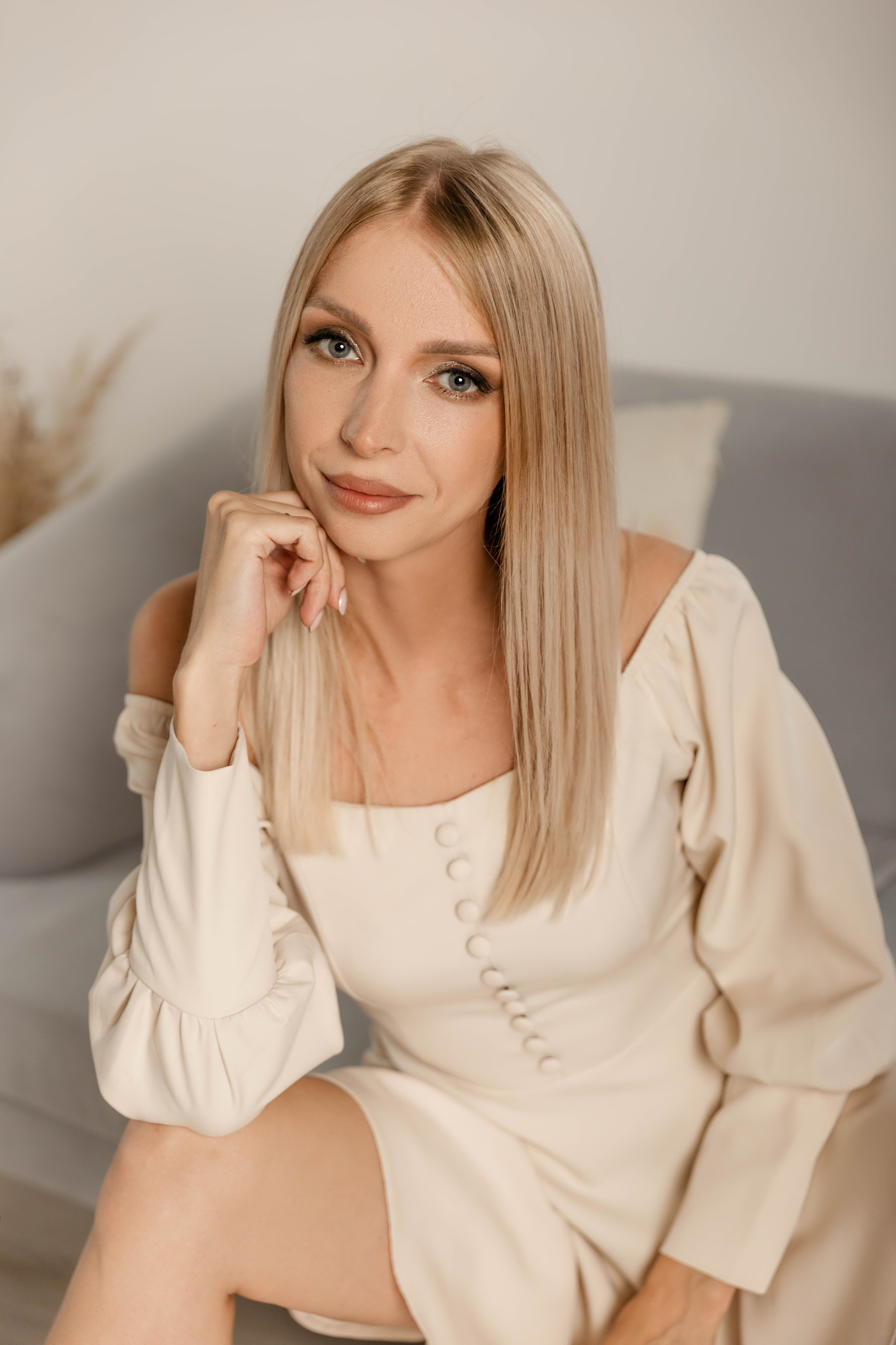 Анна. Студия 2022 г. Персональный фотограф Катерина Литвинова